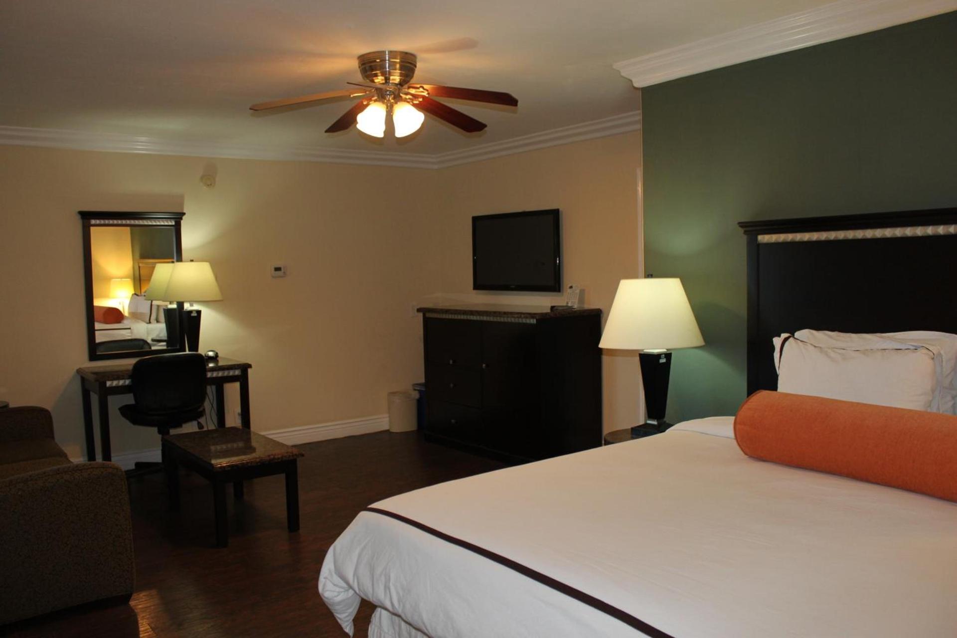 Quality Inn & Suites Santa Maria photo 74
