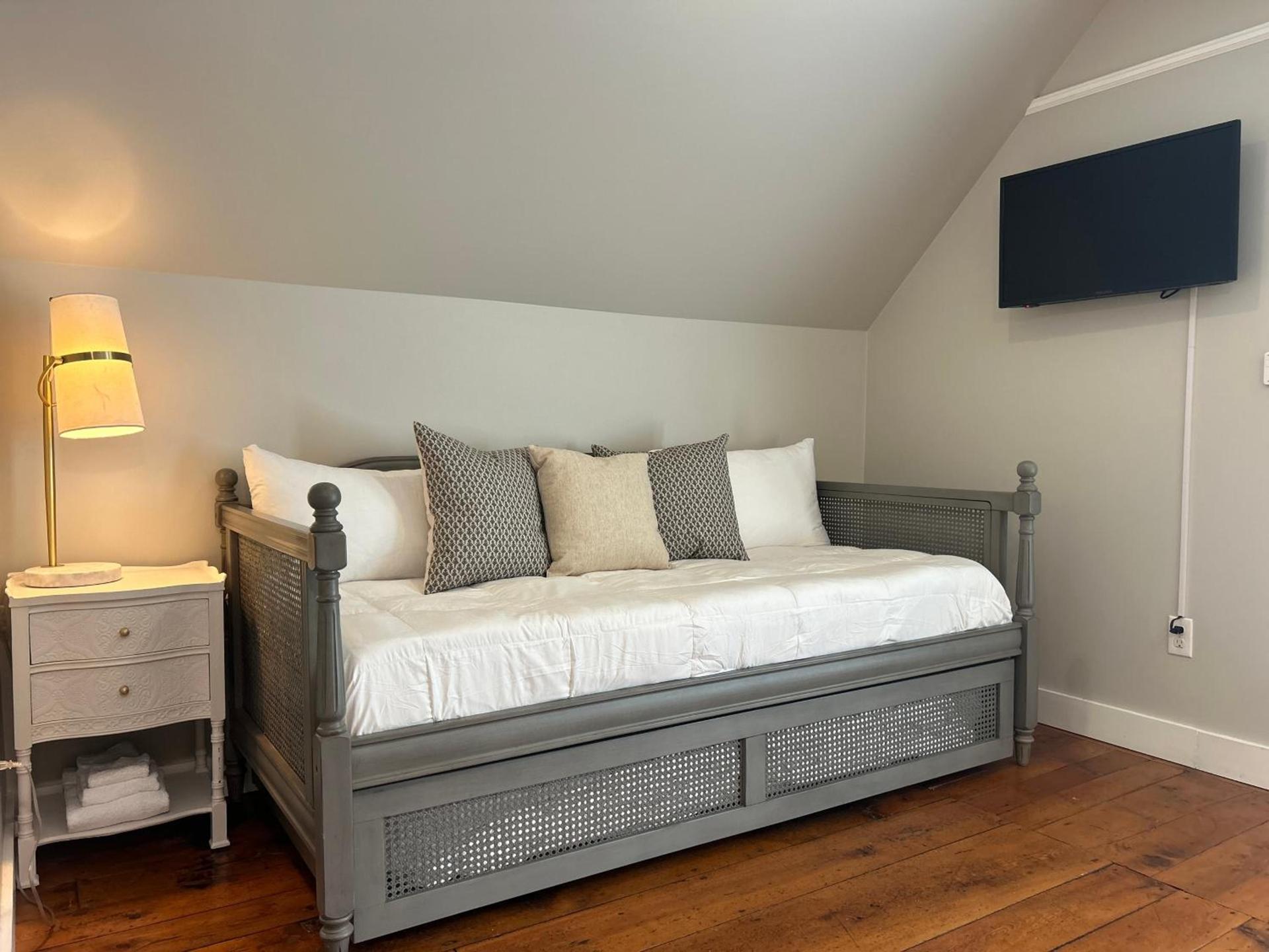 The Aurora Inn & Cottages photo 13