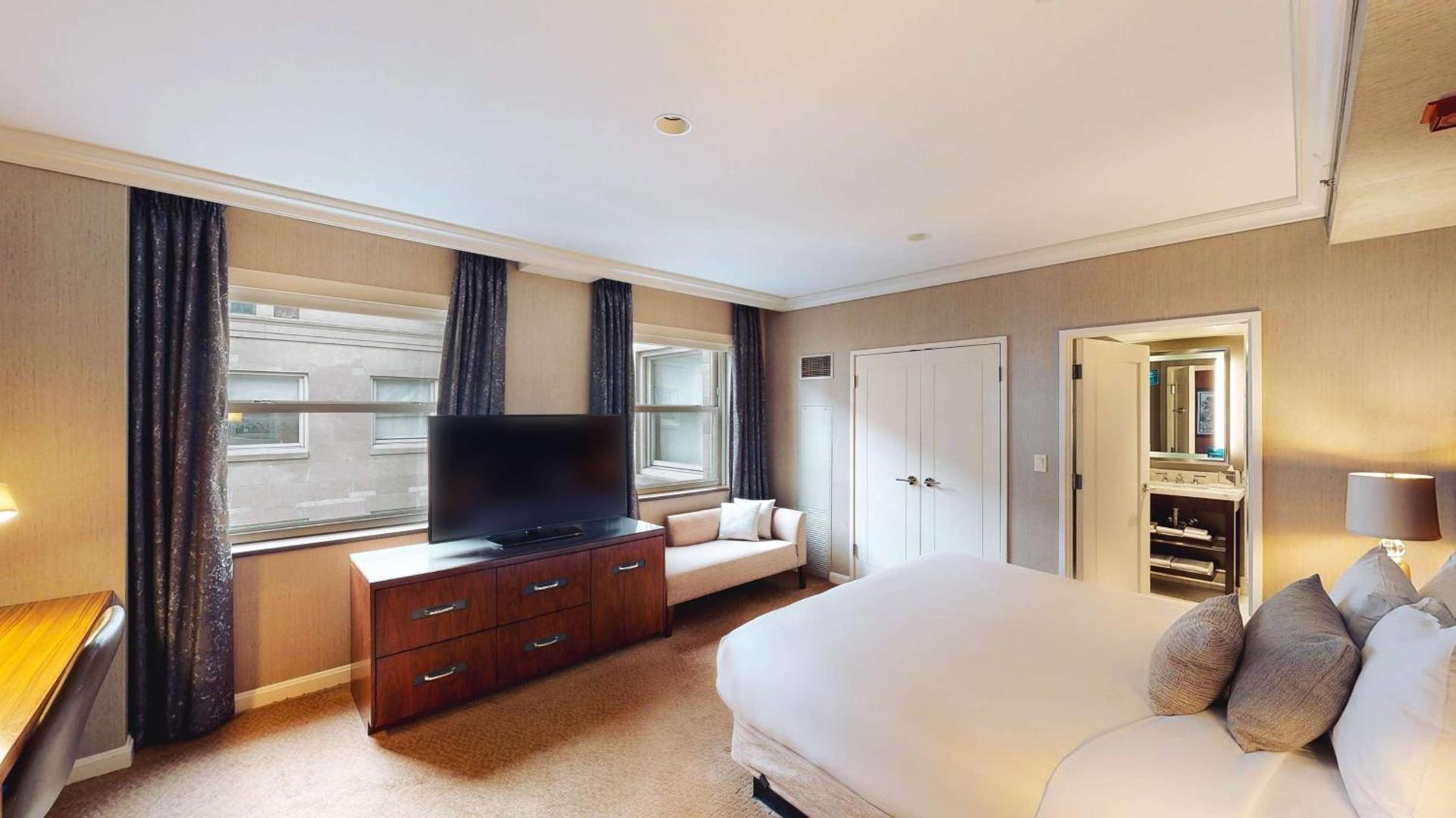Hilton Chicago photo 93