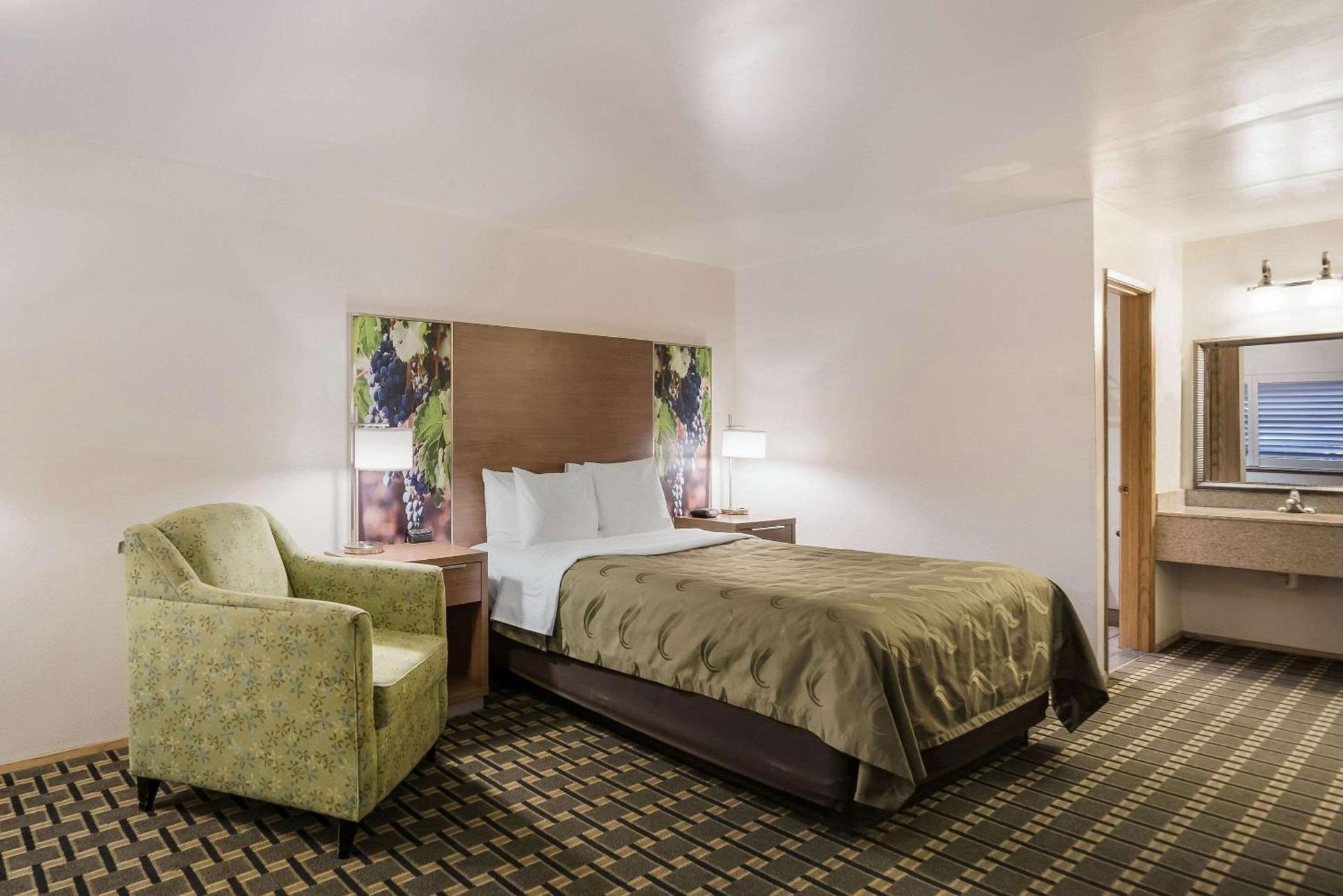 Quality Inn Near Fort Hunter Liggett photo 16