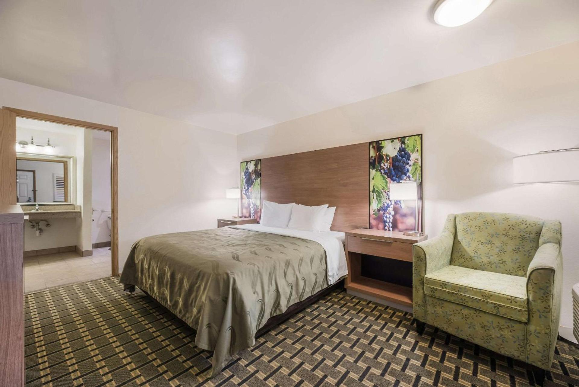 Quality Inn Near Fort Hunter Liggett photo 29