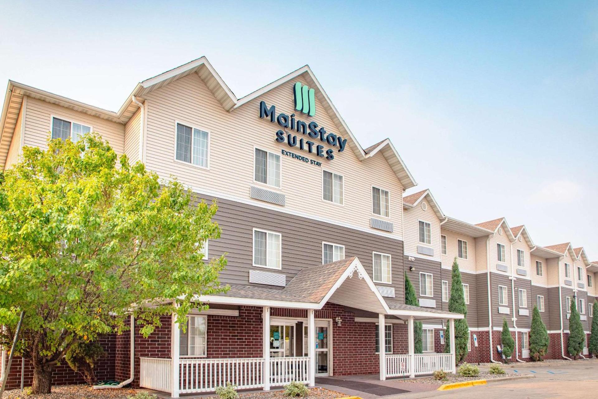 MainStay Suites Fargo - I-94 Medical Center photo 1