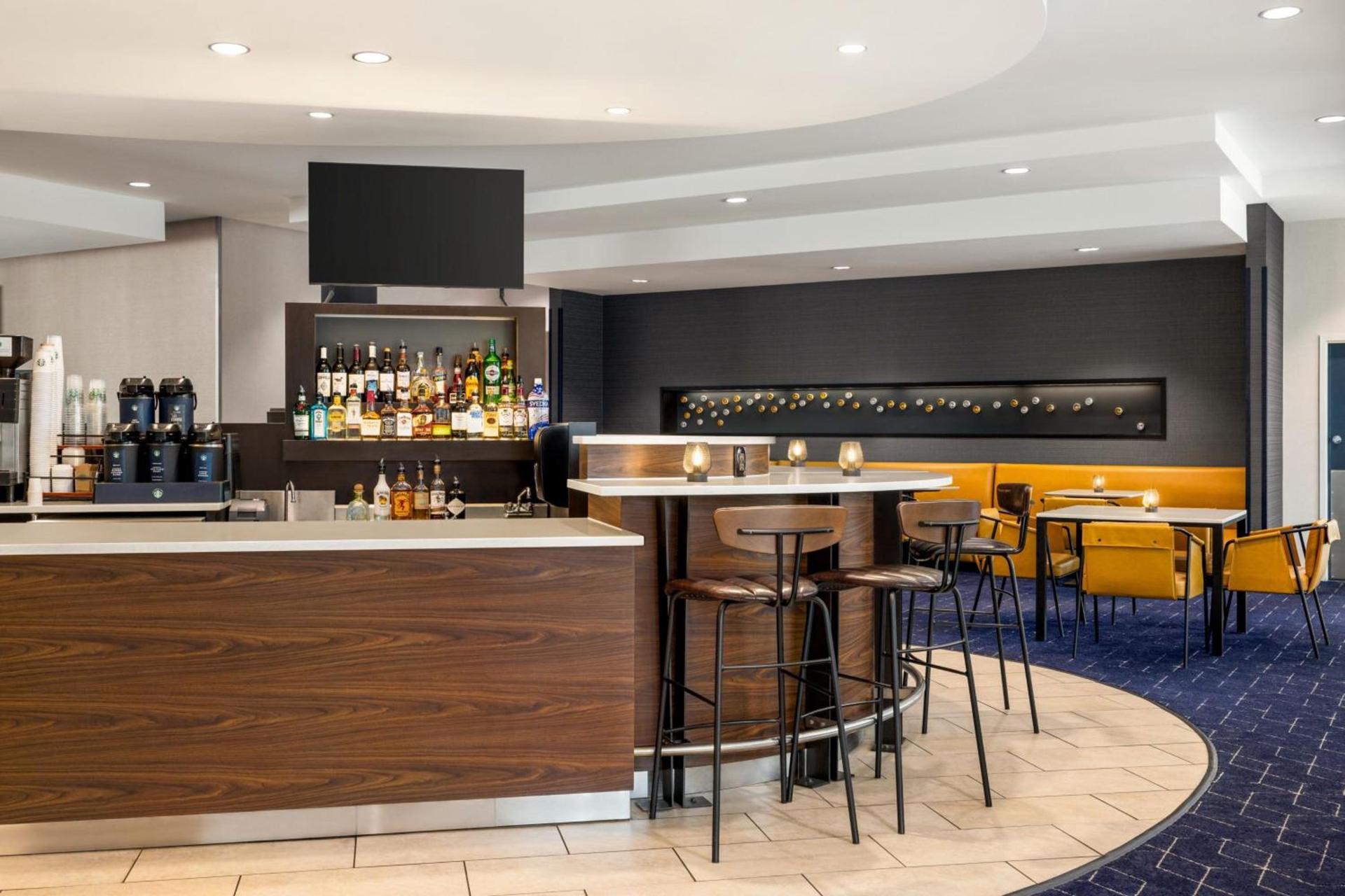 Courtyard by Marriott Wilkes-Barre Arena photo 23
