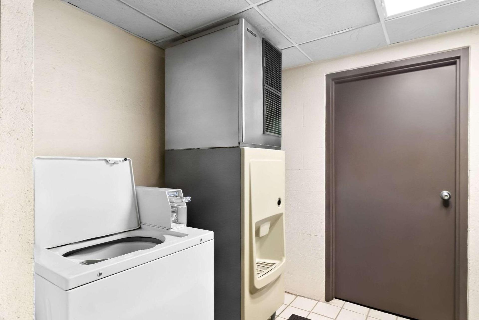 Quality Inn Russellville photo 22