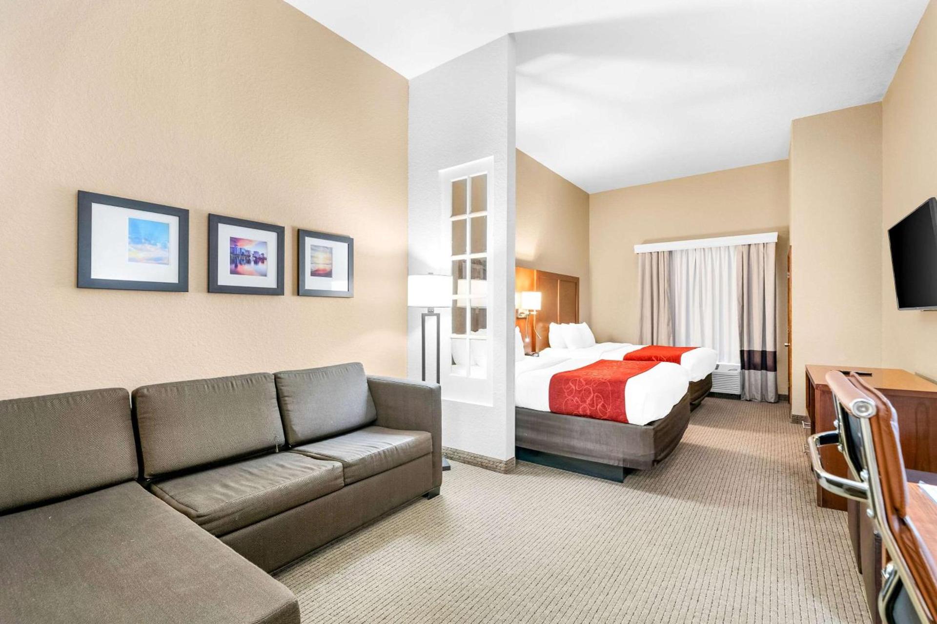 Comfort Suites Orlando Airport photo 10