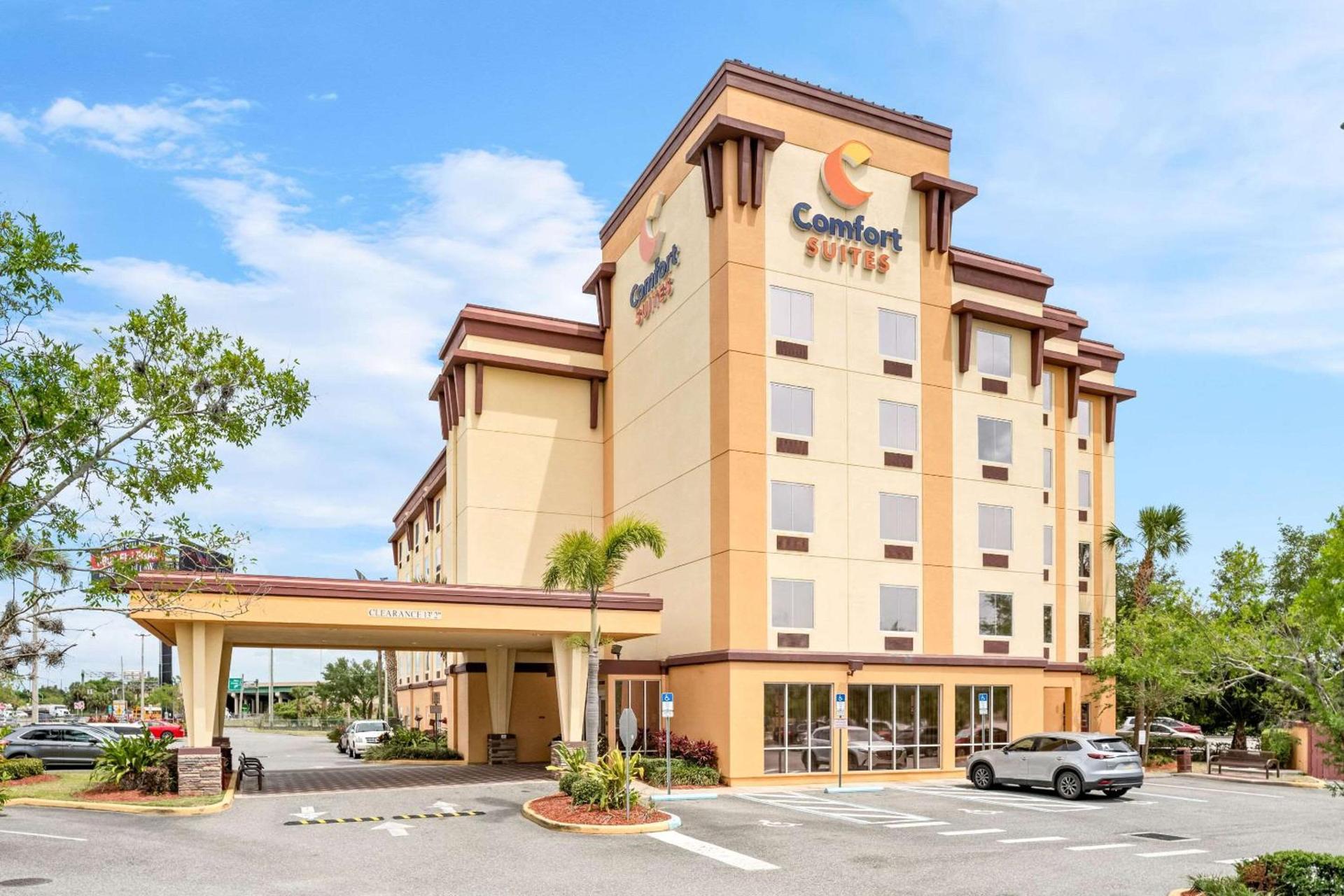 Comfort Suites Orlando Airport photo 2