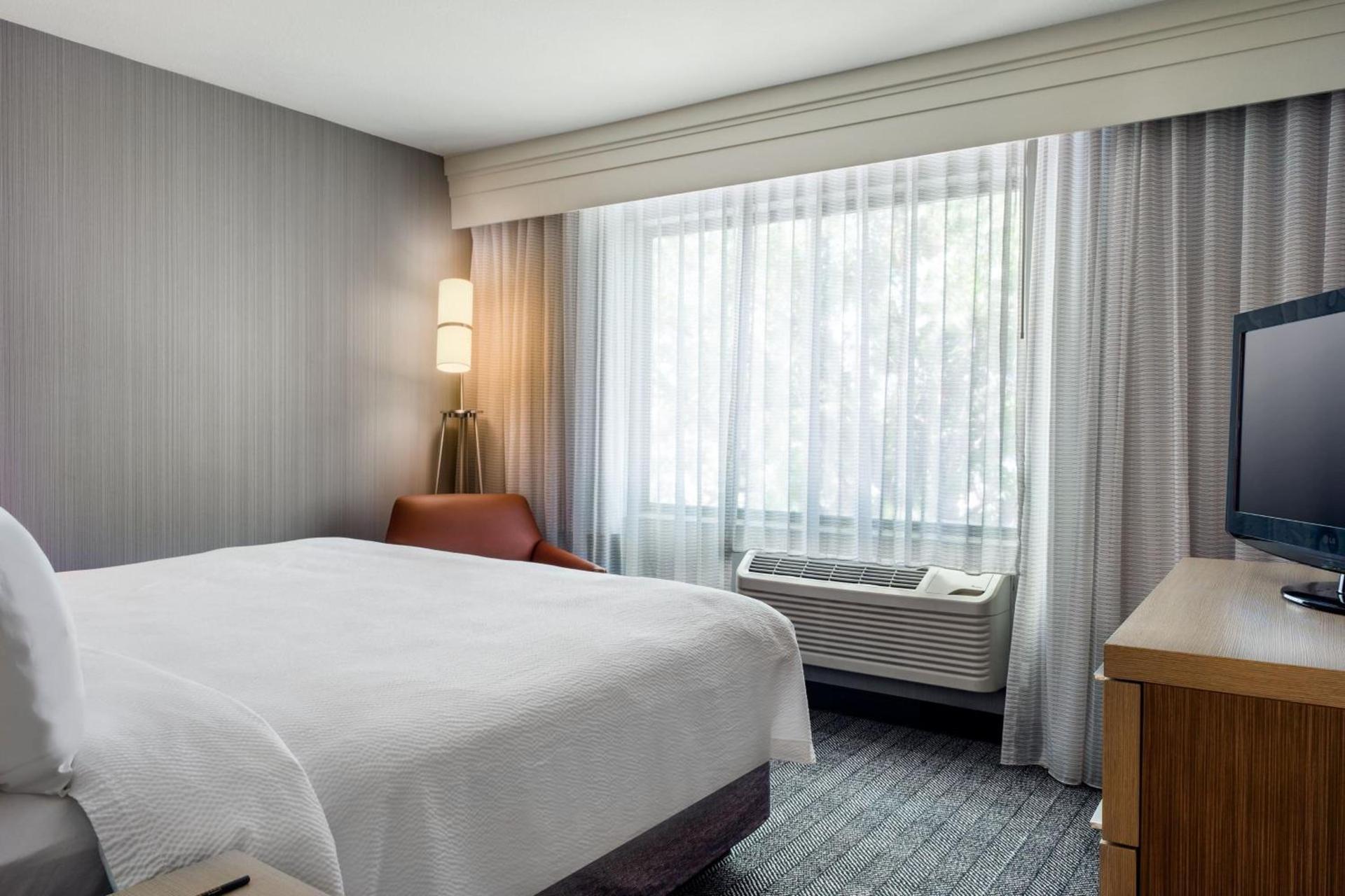 Courtyard by Marriott Vacaville photo 13