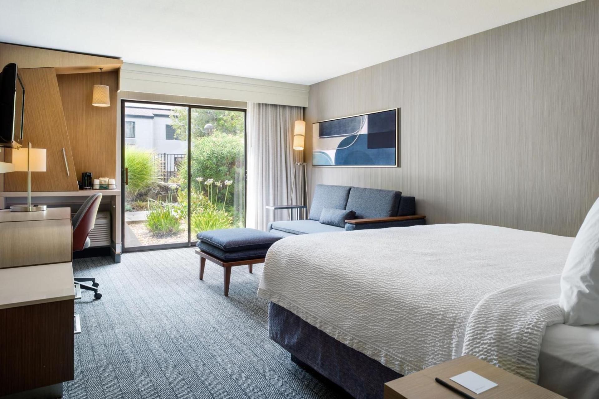 Courtyard by Marriott Vacaville photo 14