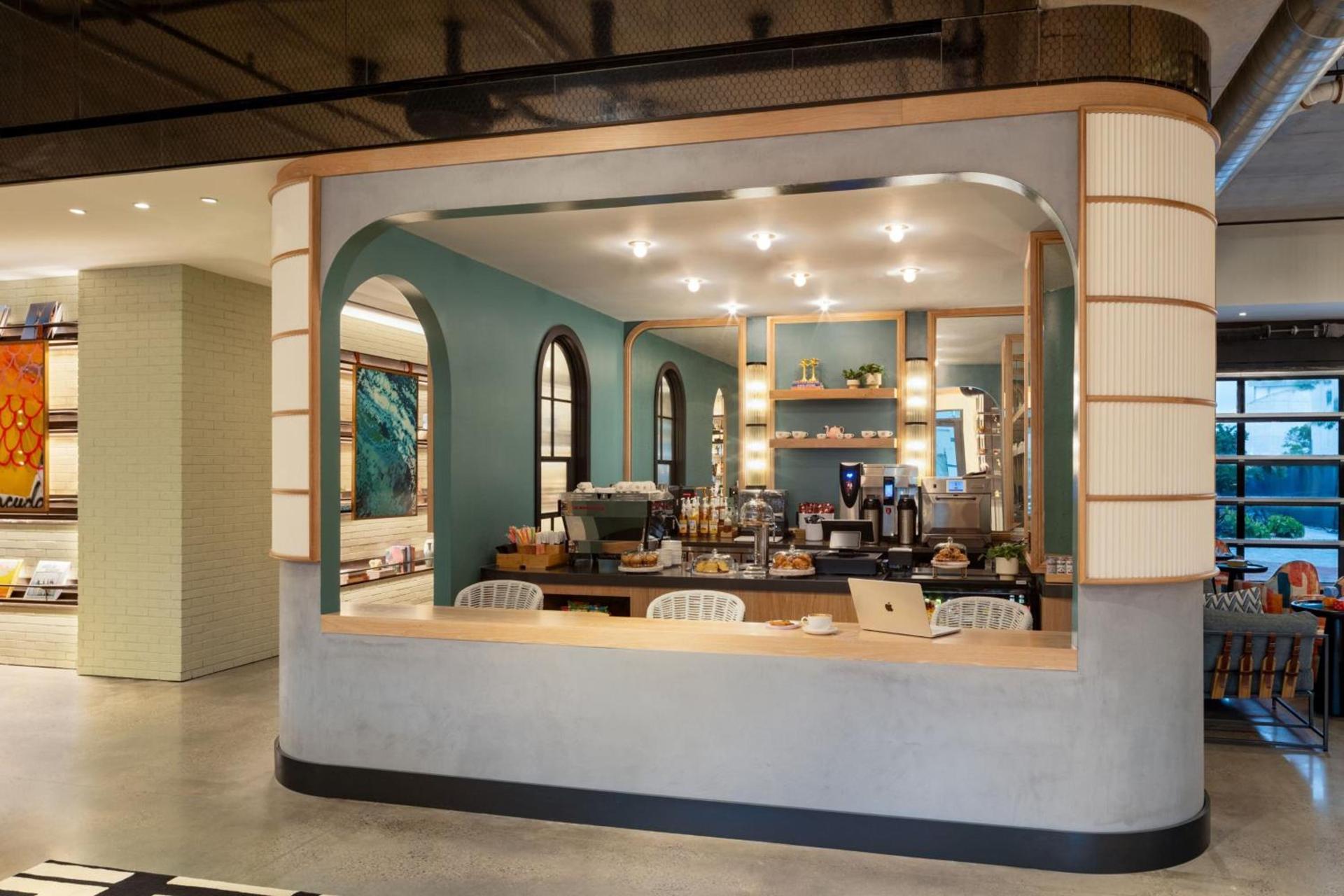 Moxy St. Petersburg Downtown photo 41