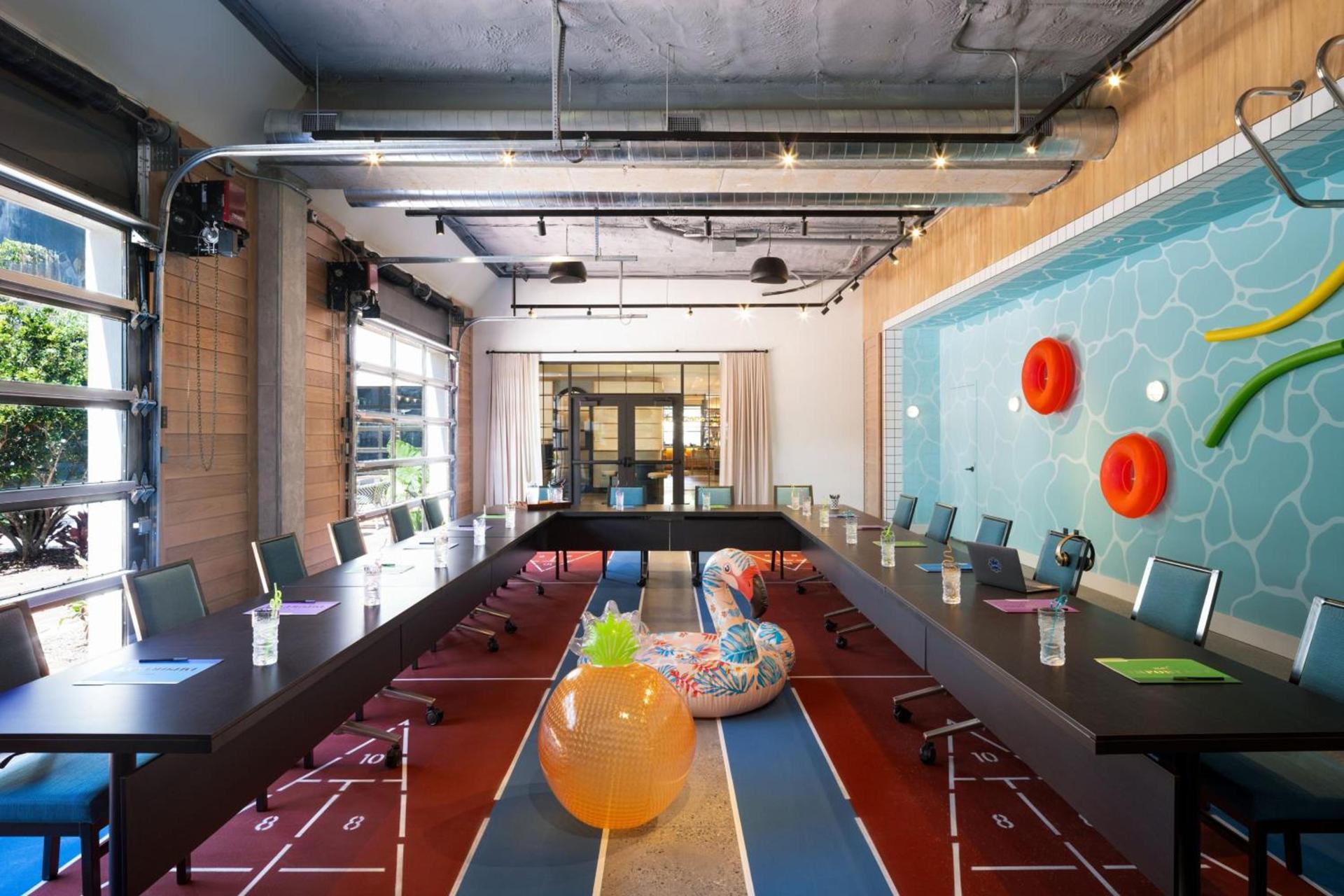 Moxy St. Petersburg Downtown photo 45