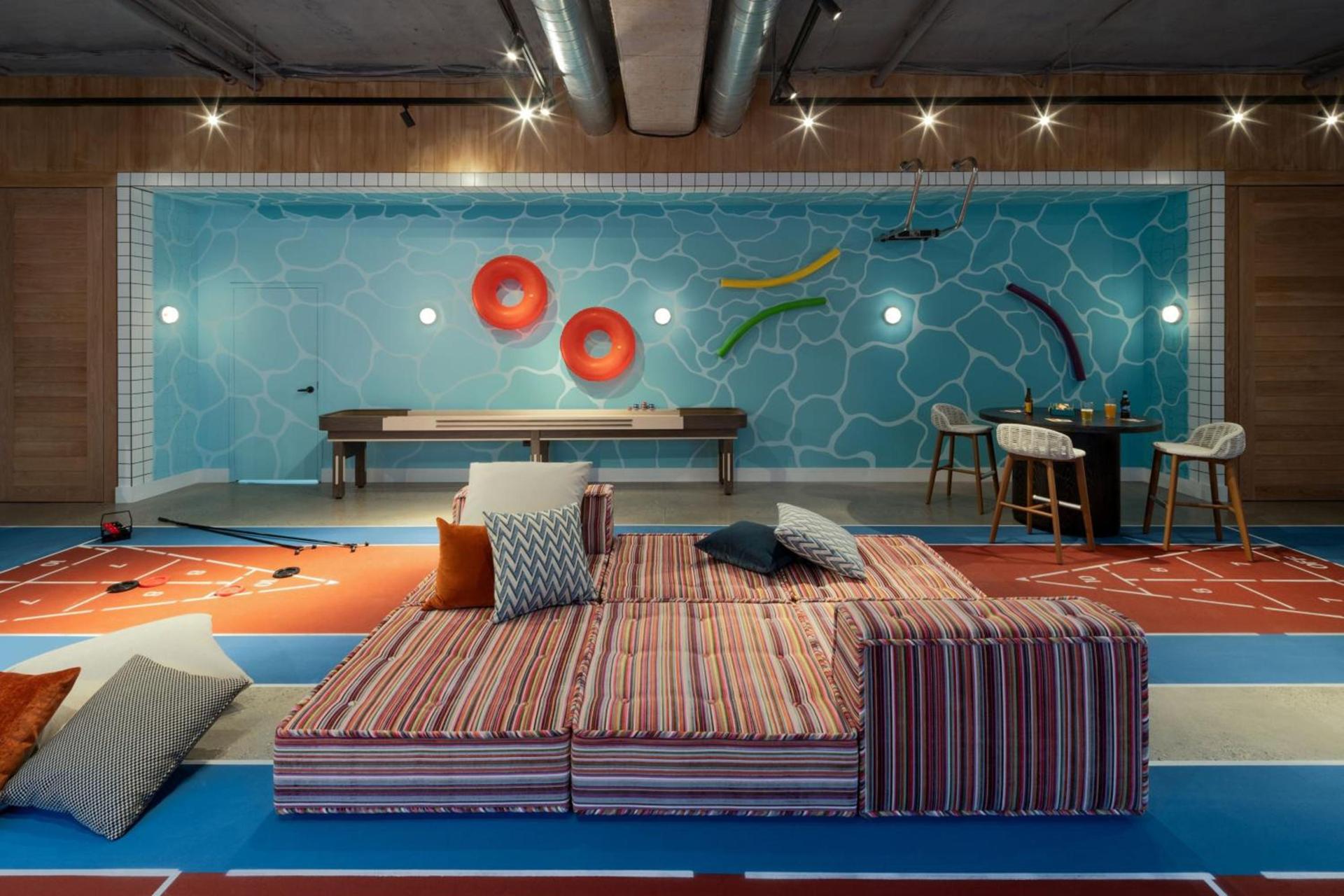 Moxy St. Petersburg Downtown photo 46