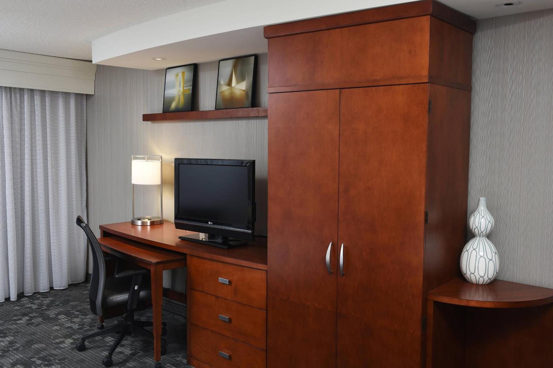 Courtyard By Marriott Sioux Falls photo 6