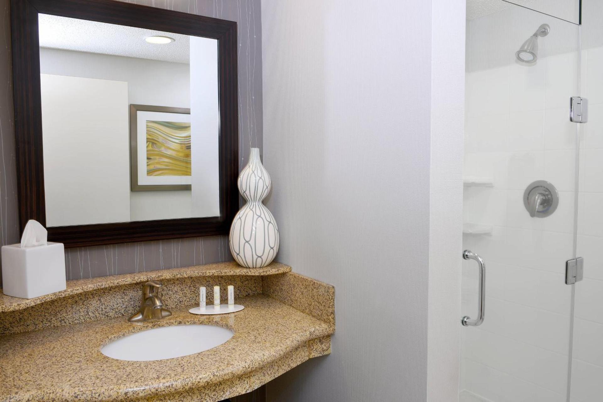 Courtyard By Marriott Sioux Falls photo 11