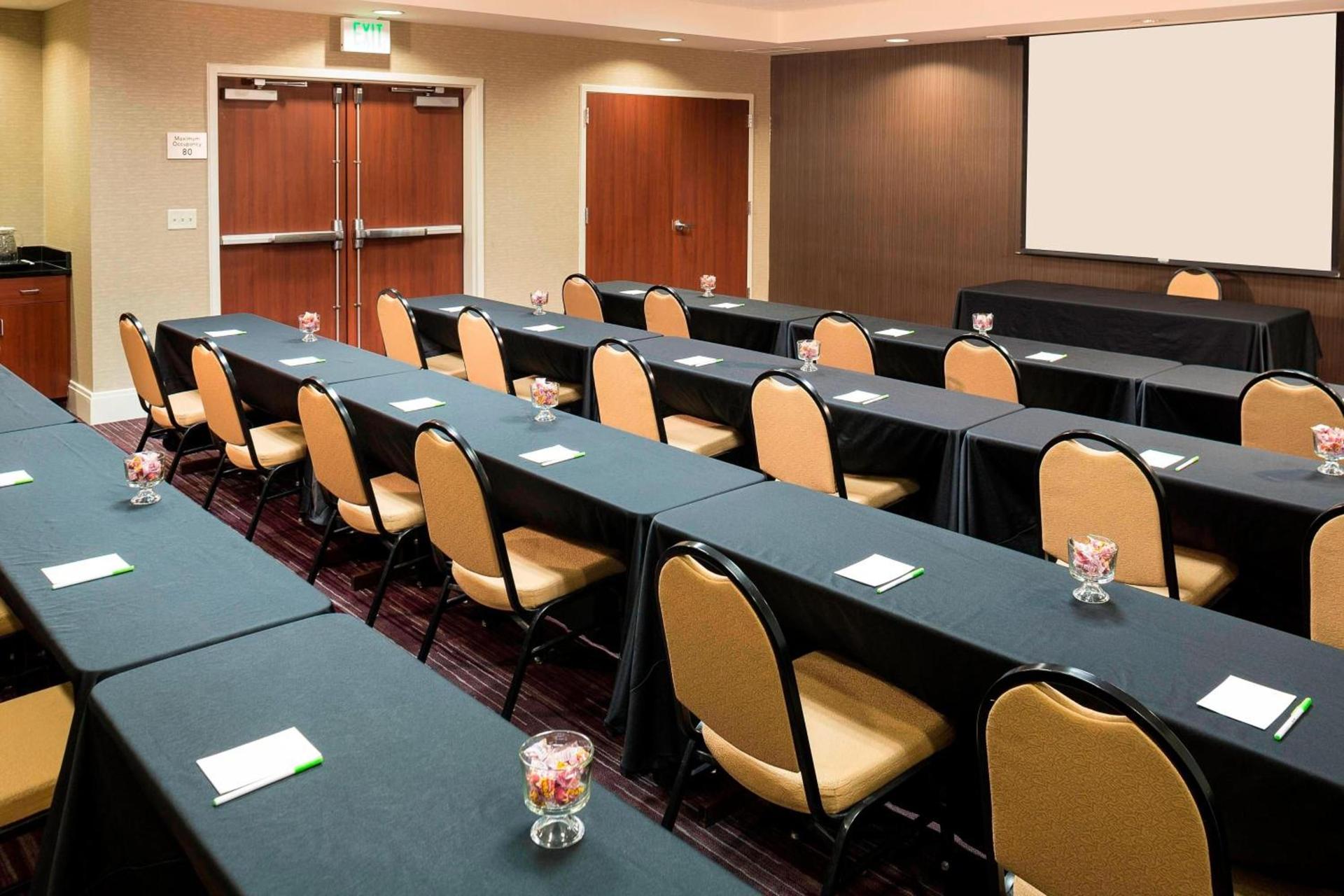Courtyard By Marriott Sioux Falls photo 28
