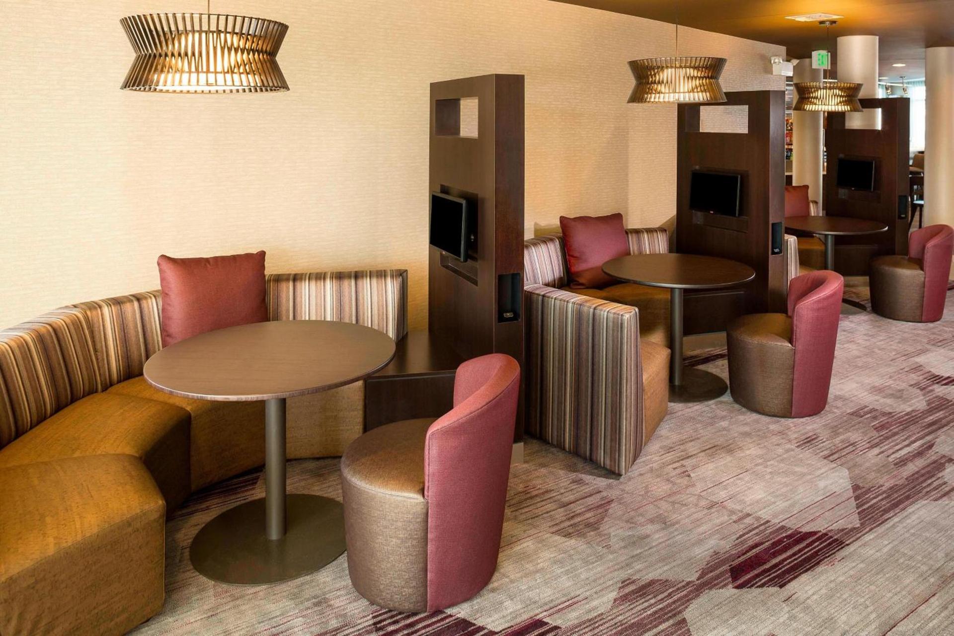Courtyard By Marriott Sioux Falls photo 17