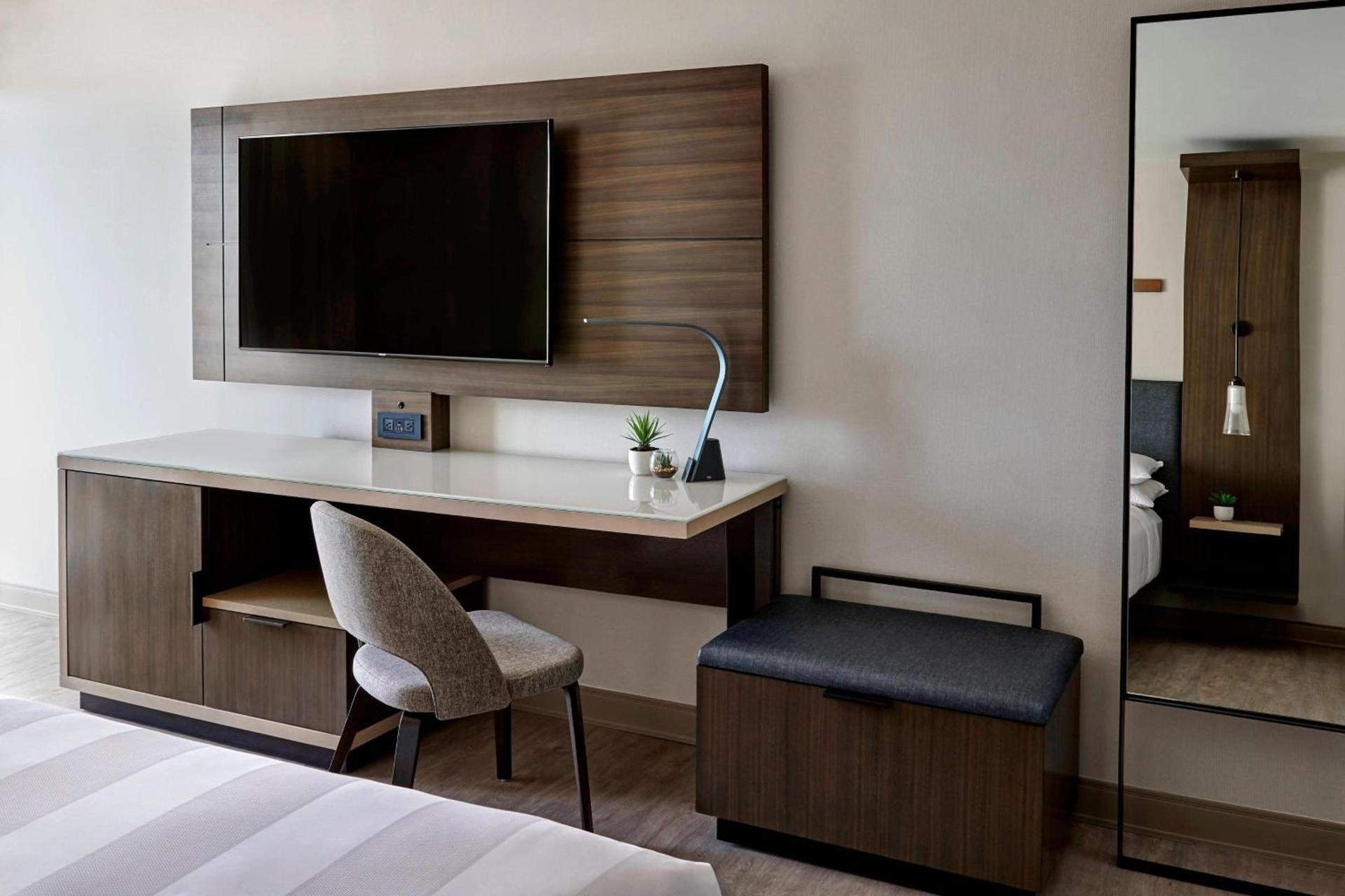 Anaheim Marriott photo 16