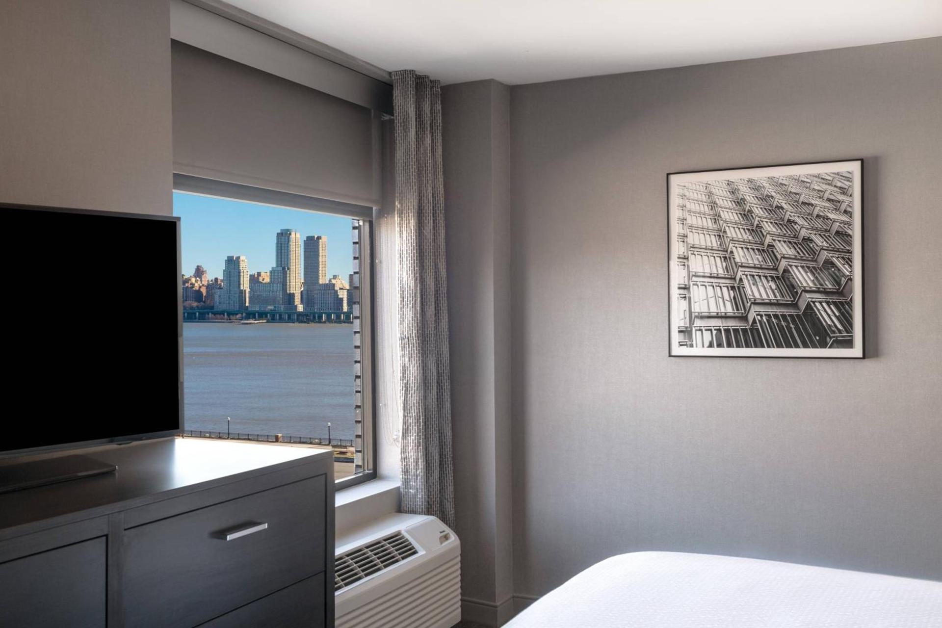 Residence Inn by Marriott Weehawken photo 37
