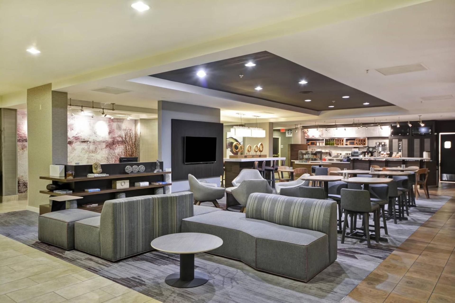 Courtyard by Marriott Dalton photo 3