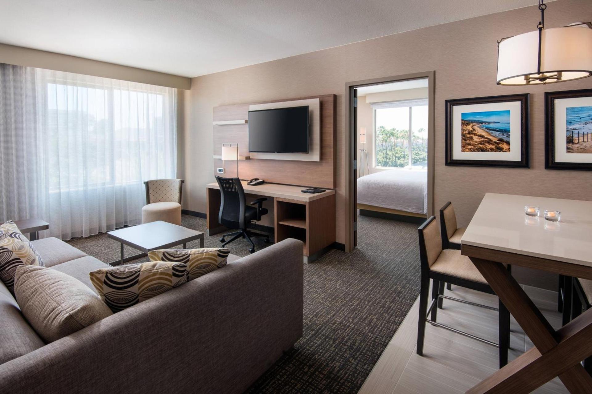 Courtyard by Marriott Irvine Spectrum photo 12