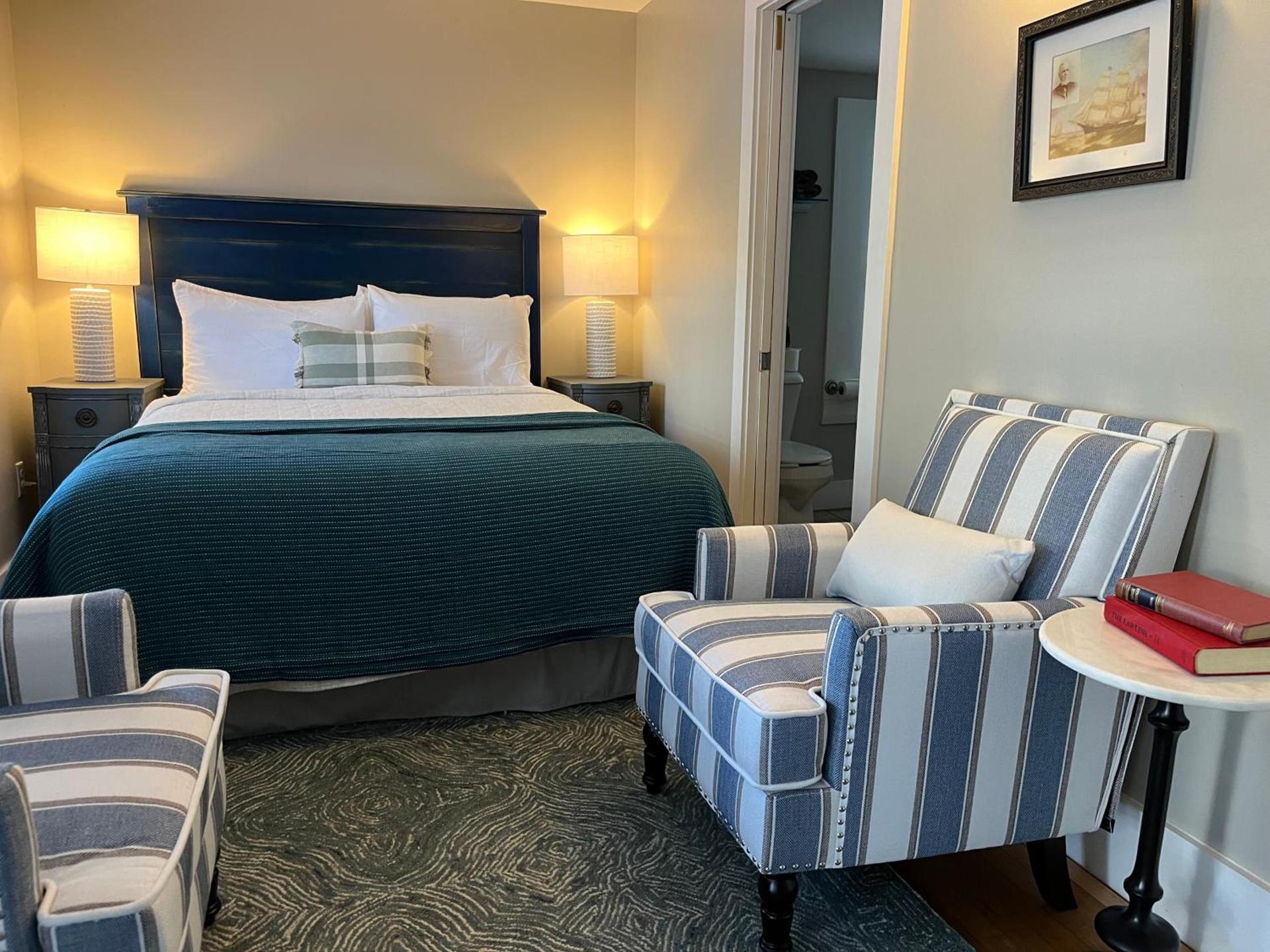 Abalonia Inn photo 41