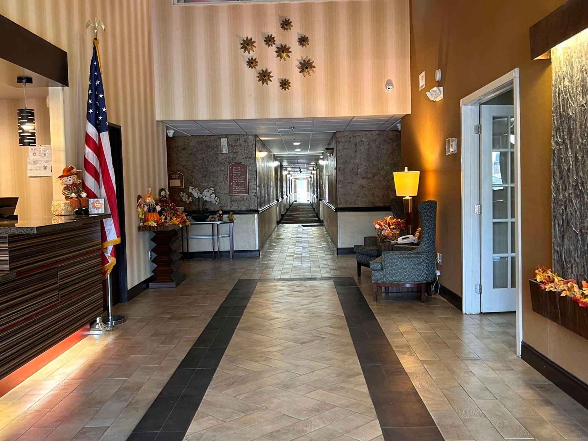 Express Inn Leesville Ft Johnson, SureStay Collection by Best Western photo 26