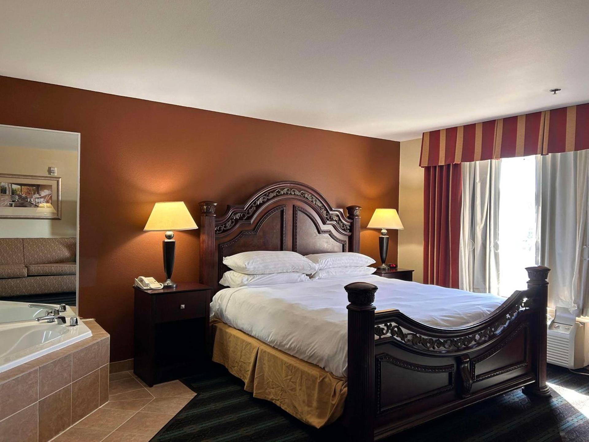 Express Inn Leesville Ft Johnson, SureStay Collection by Best Western photo 18
