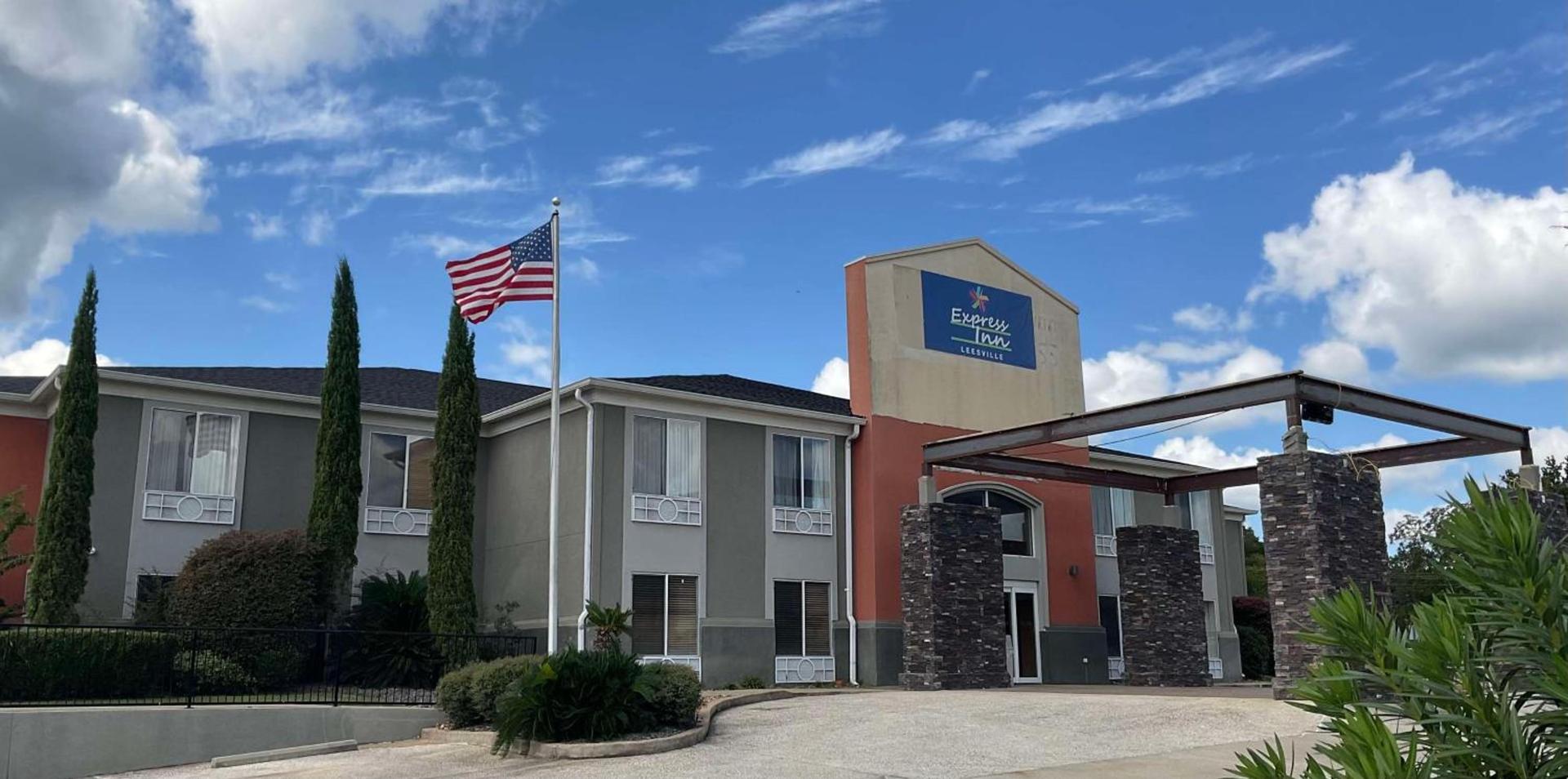 Express Inn Leesville Ft Johnson, SureStay Collection by Best Western photo 4