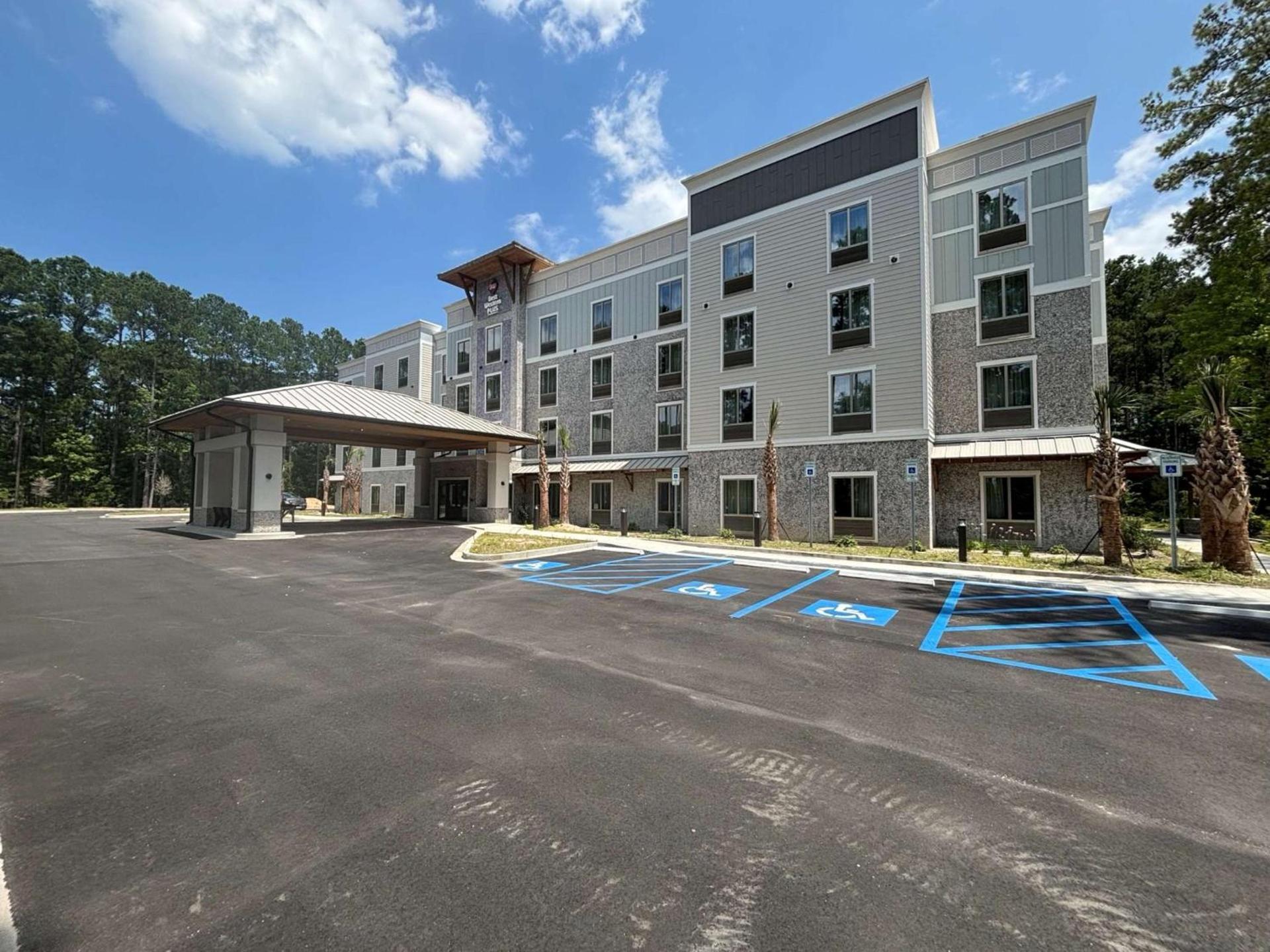 Best Western Plus Bluffton/Hilton Head Hotel photo 4