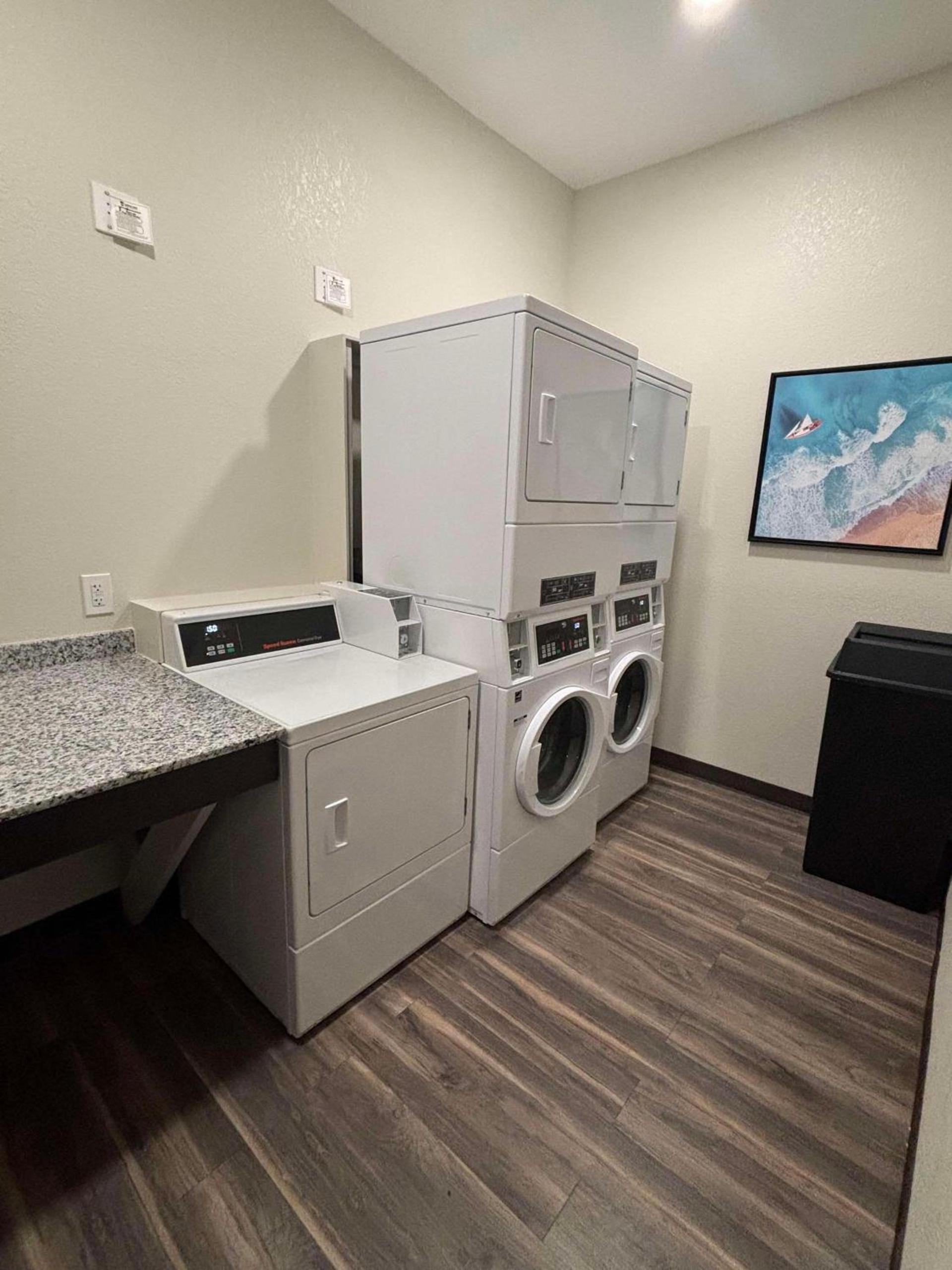 Best Western Plus Bluffton/Hilton Head Hotel photo 11