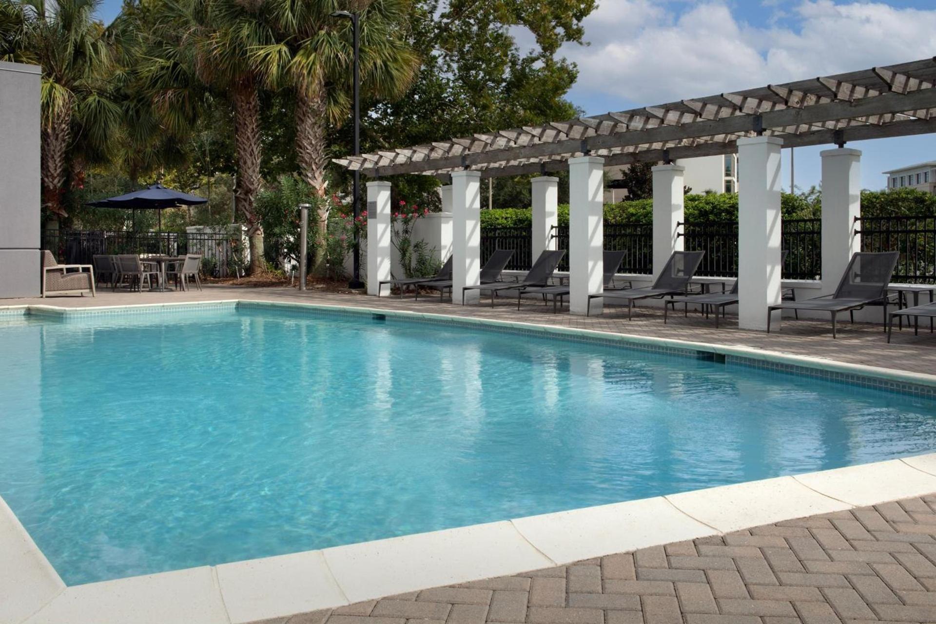 Courtyard Jacksonville Flagler Center photo 49