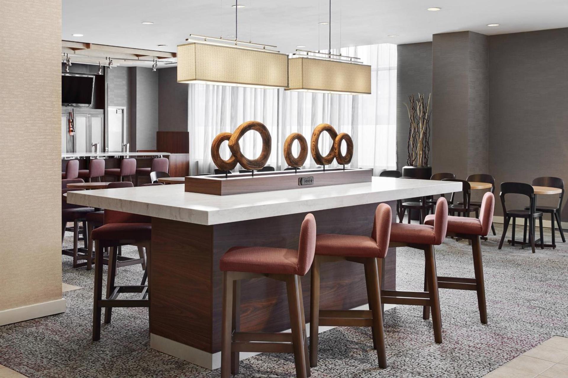 Courtyard by Marriott Newark Downtown photo 21