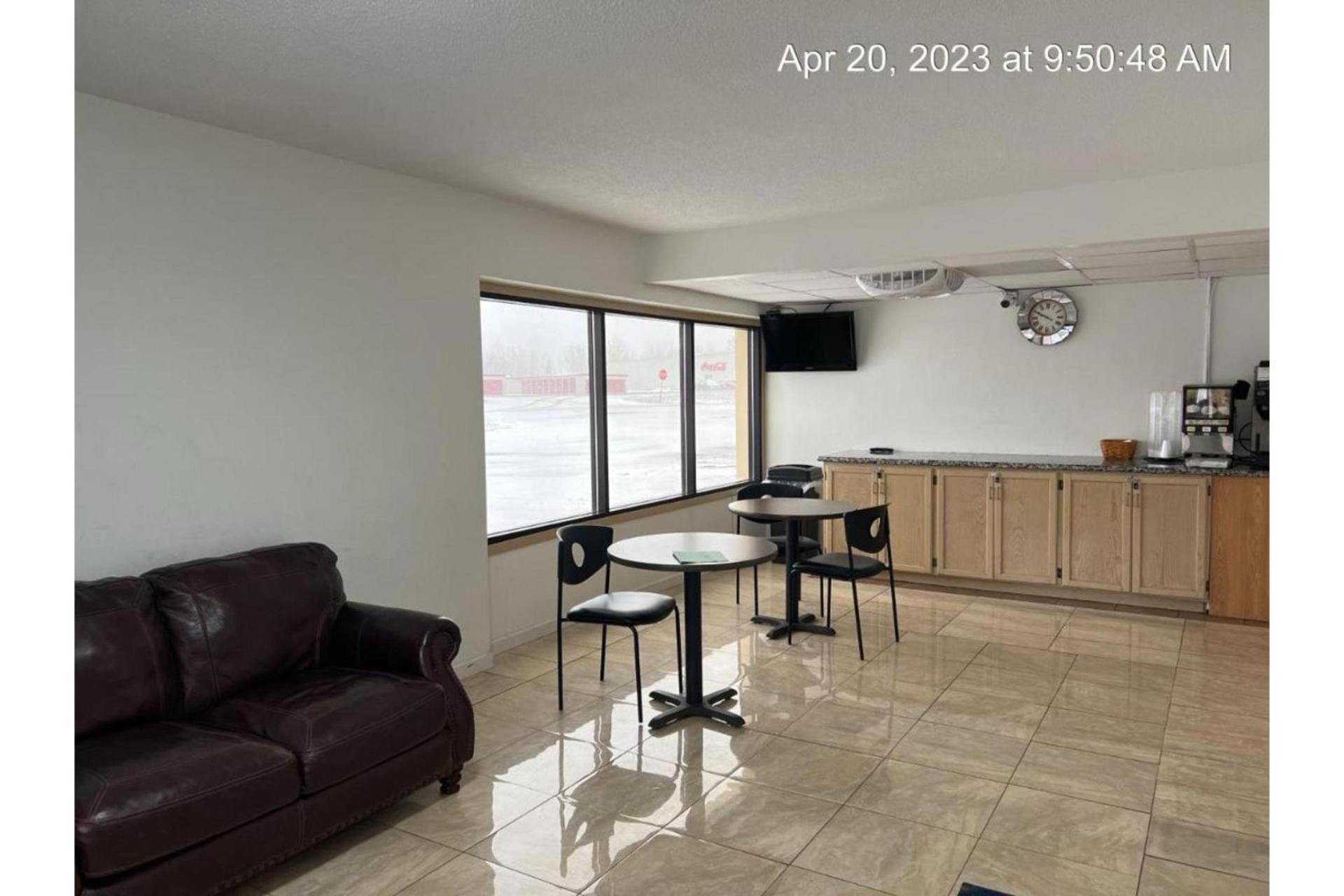 Devils Lake Inn By OYO Near Devils Lake Regional Airport photo 30