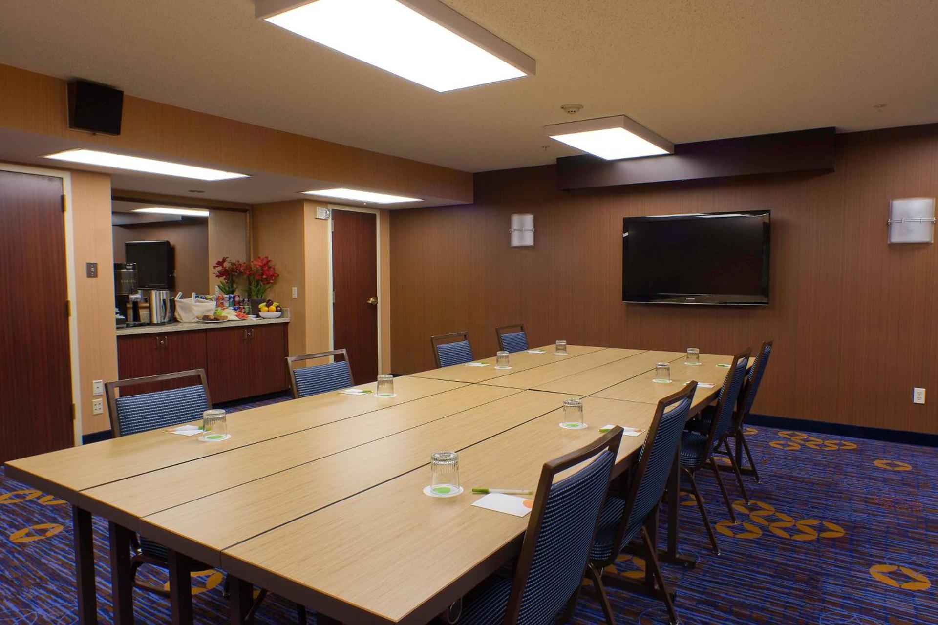 Courtyard by Marriott Dallas DFW Airport North/Irving photo 37