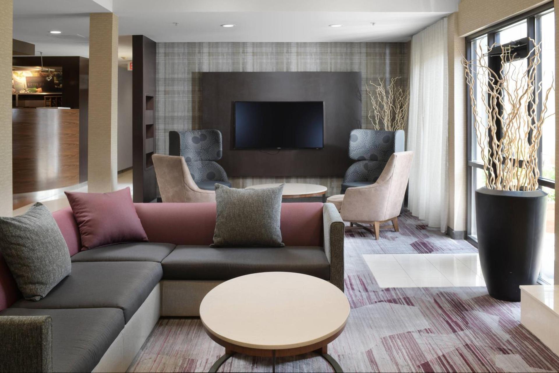 Courtyard by Marriott Dallas DFW Airport North/Irving photo 8