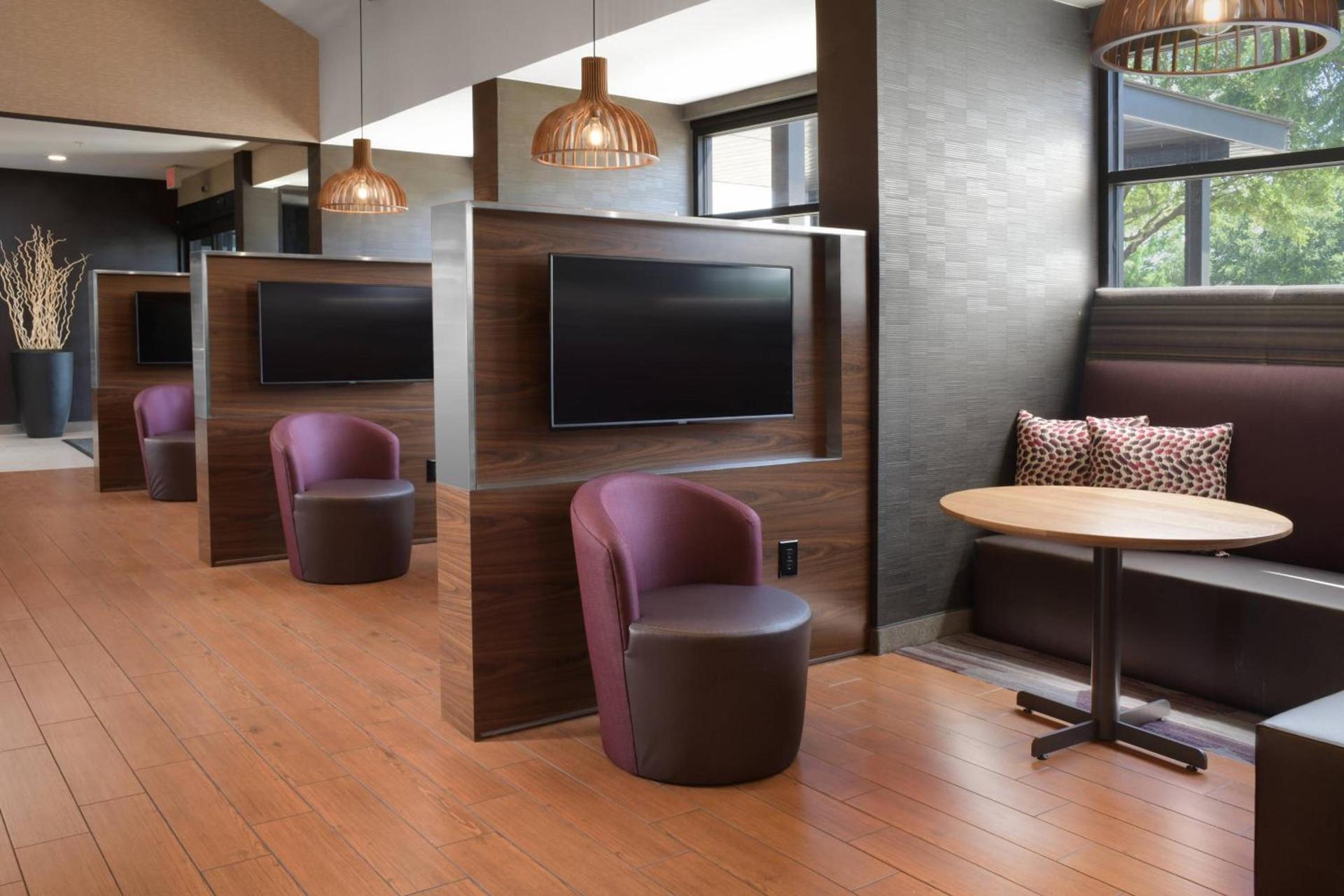 Courtyard by Marriott Dallas DFW Airport North/Irving photo 19