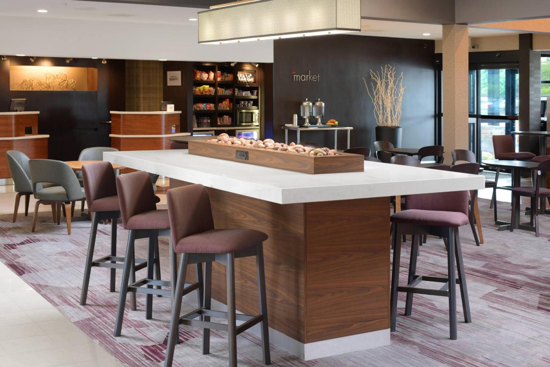Courtyard by Marriott Dallas DFW Airport North/Irving photo 20