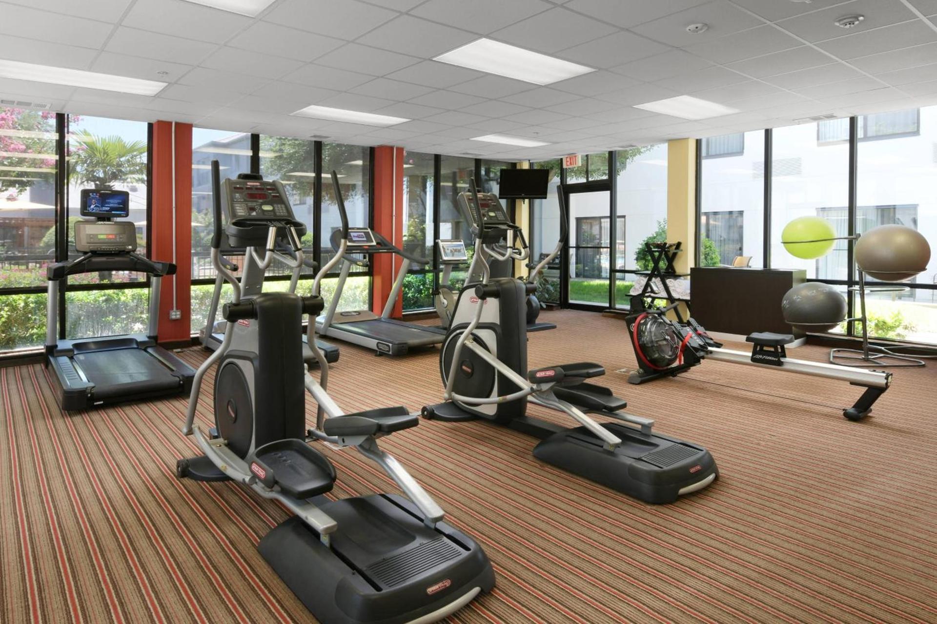 Courtyard by Marriott Dallas DFW Airport North/Irving photo 34