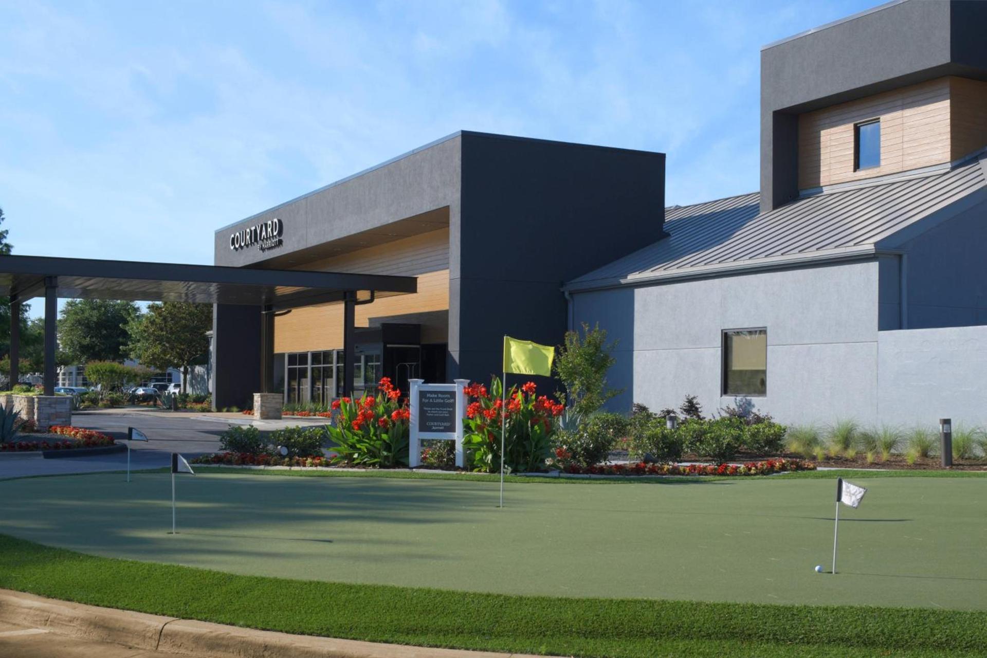 Courtyard by Marriott Dallas DFW Airport North/Irving photo 35