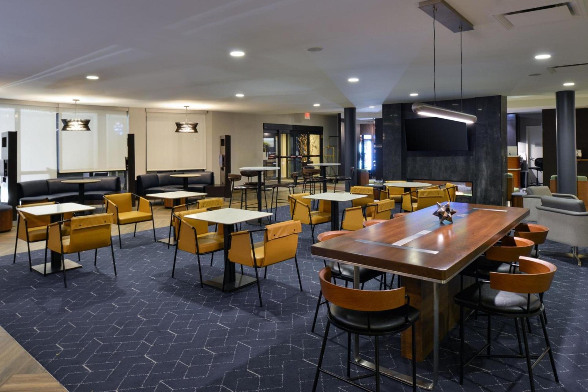 Courtyard by Marriott Harrisburg Hershey photo 36