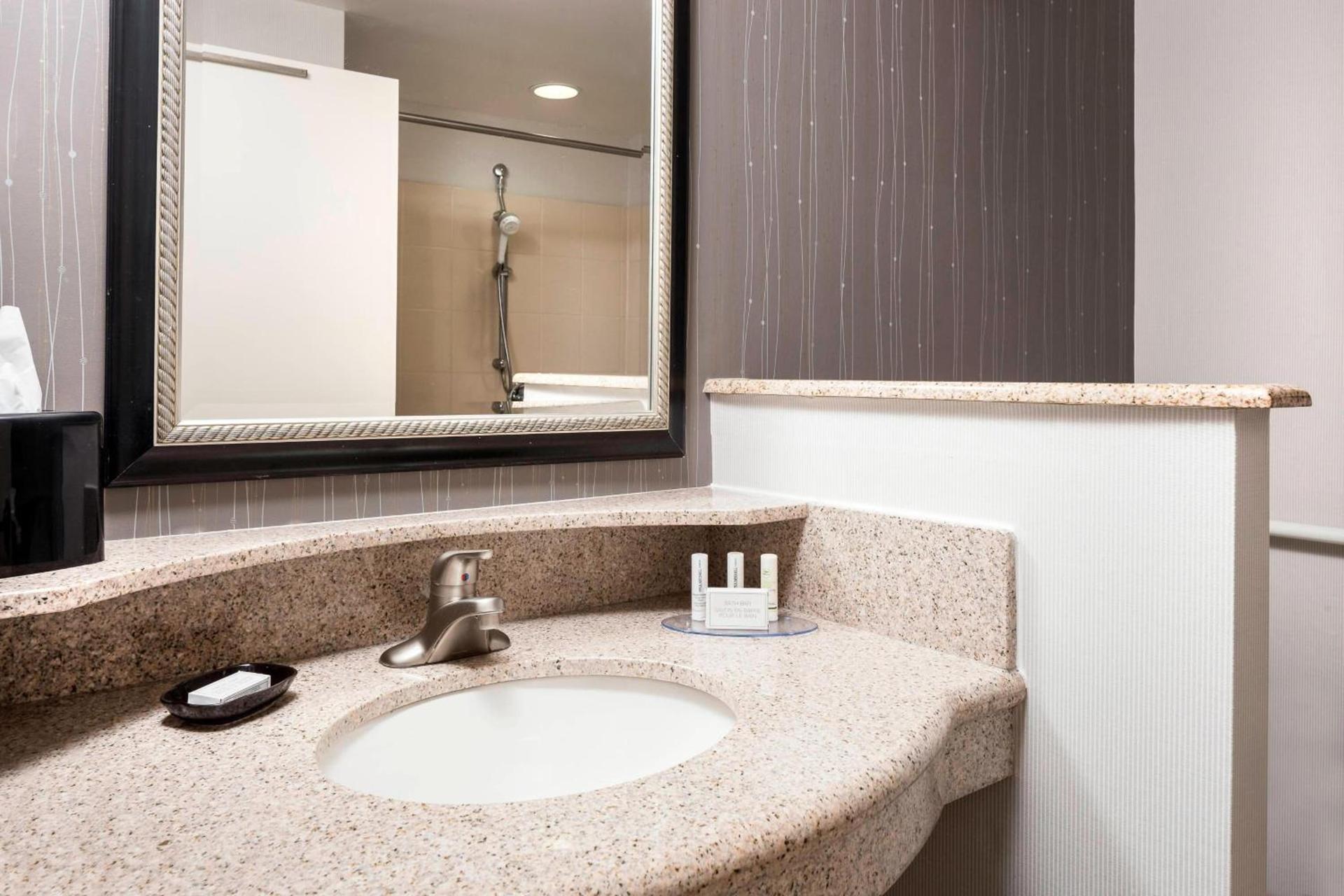 Courtyard by Marriott Columbia photo 15