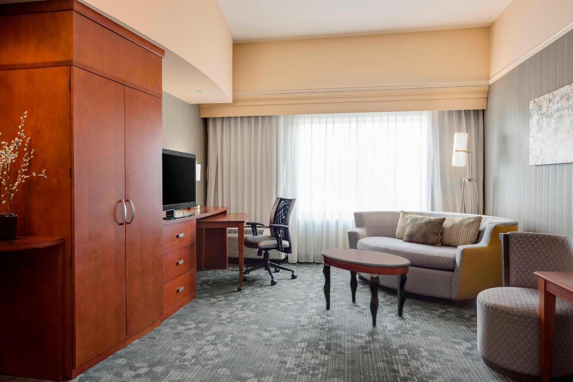Courtyard by Marriott Columbia photo 12