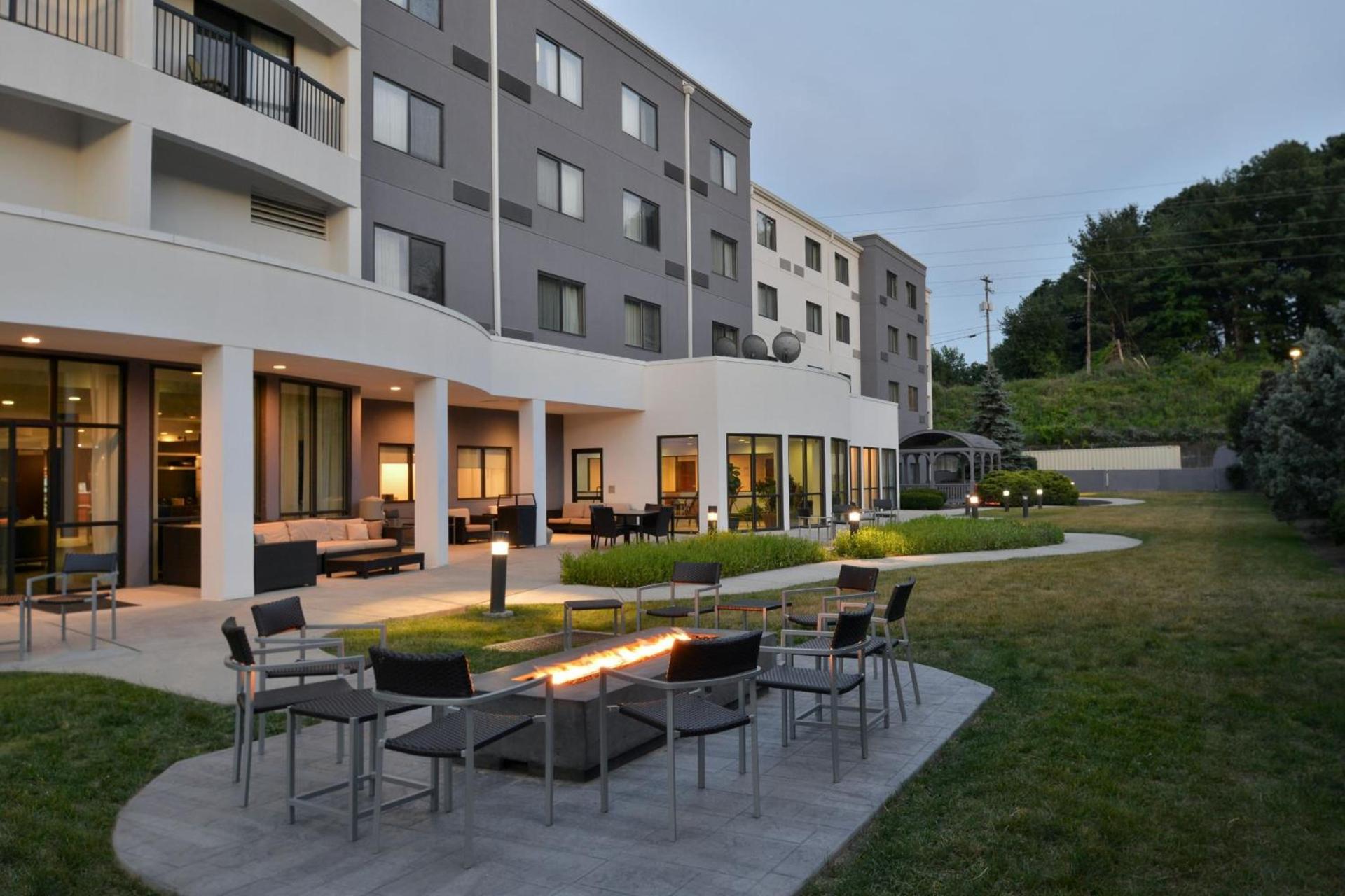 Courtyard by Marriott Harrisburg Hershey photo 18