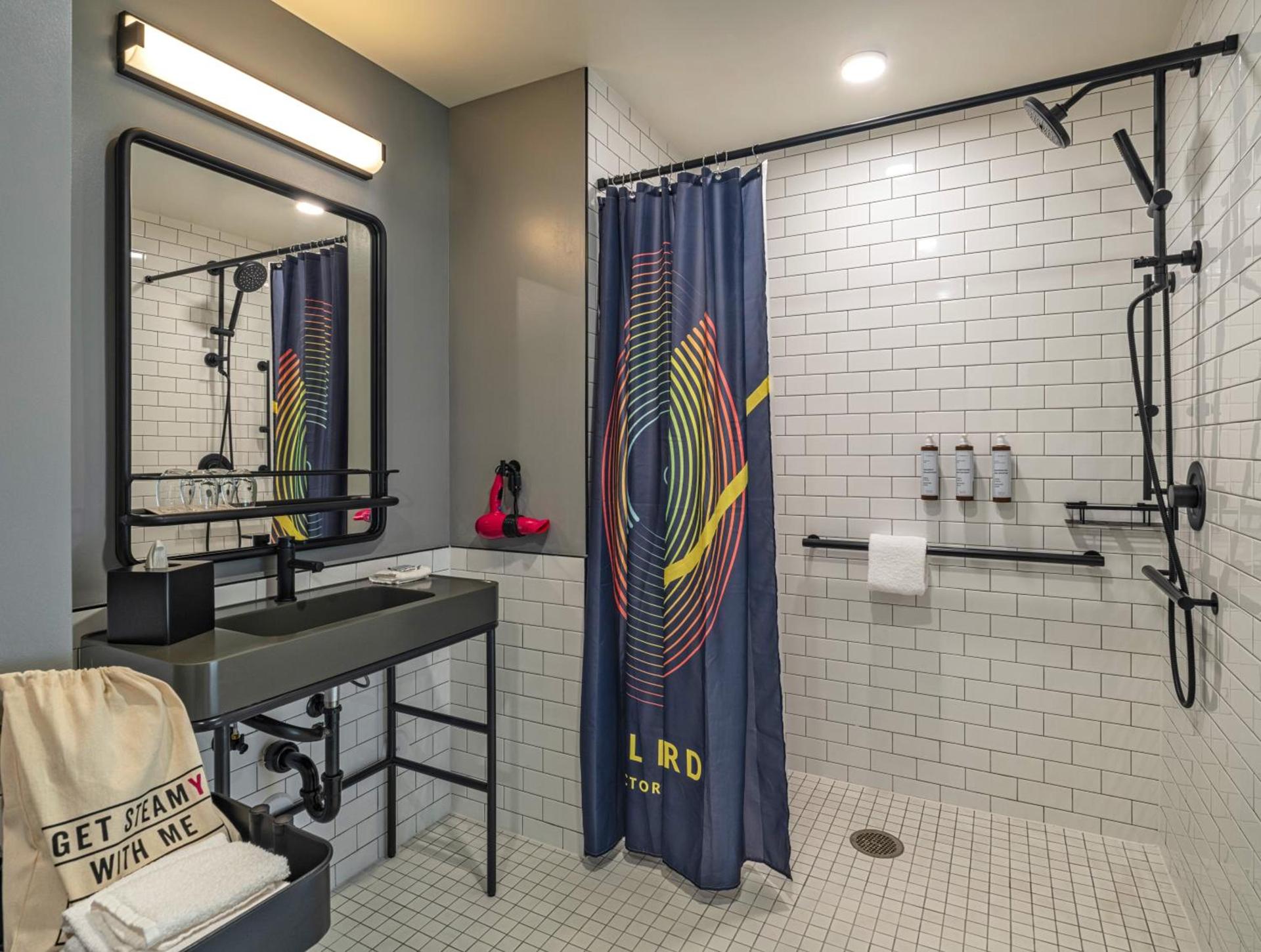 Moxy Phoenix Downtown photo 28
