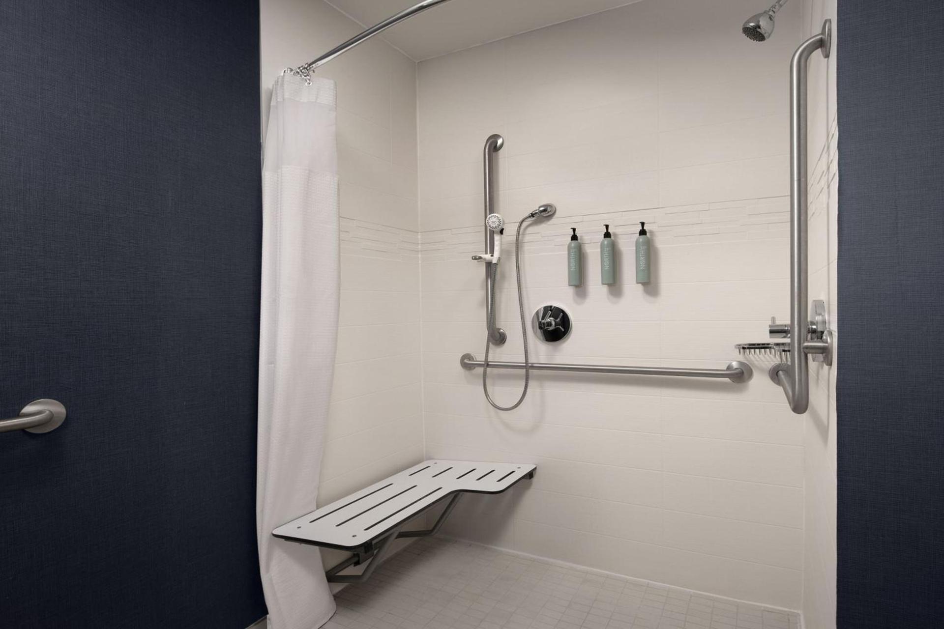 Residence Inn by Marriott Greensboro Airport photo 19