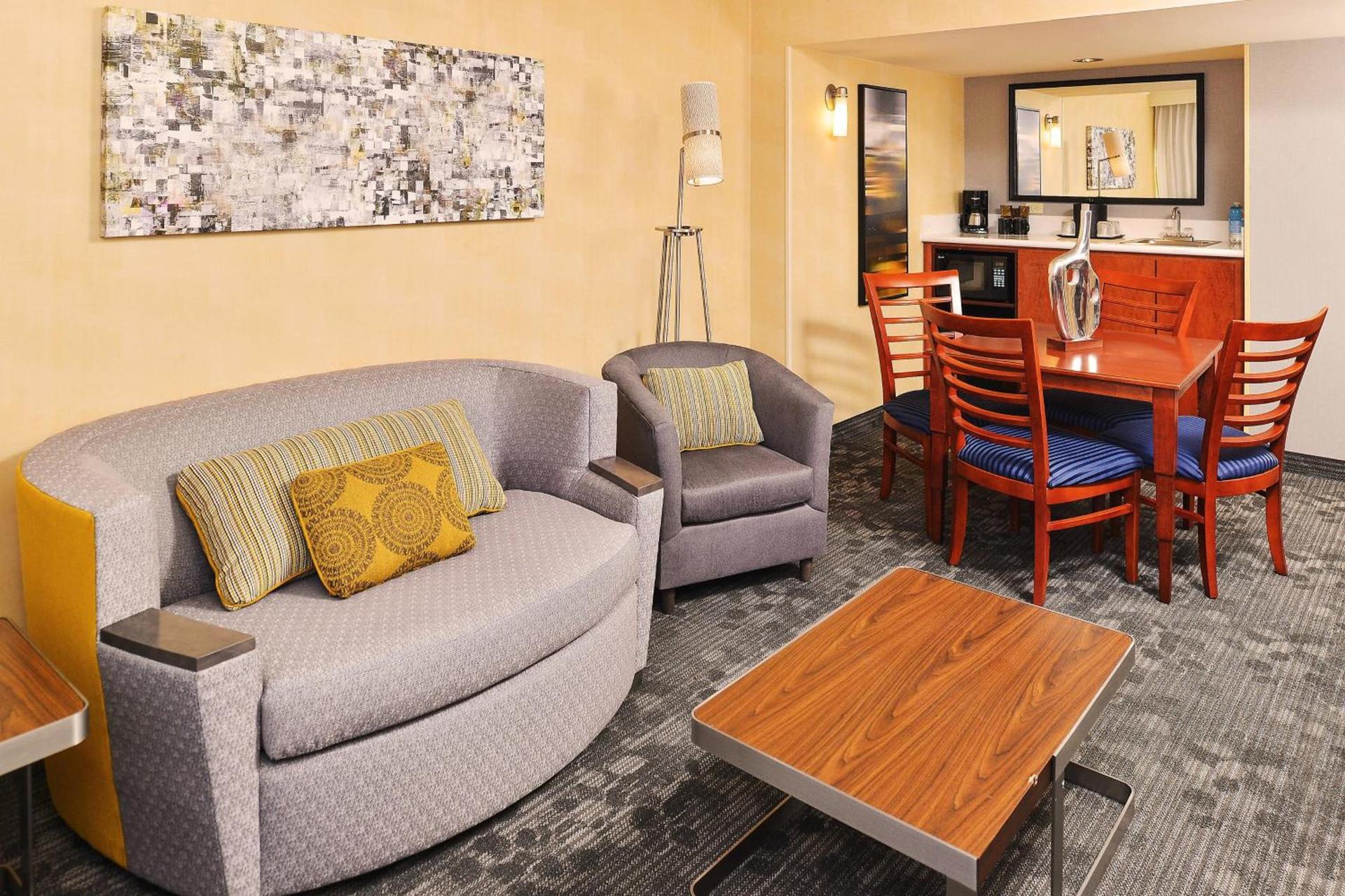 Courtyard by Marriott Denver Cherry Creek photo 21