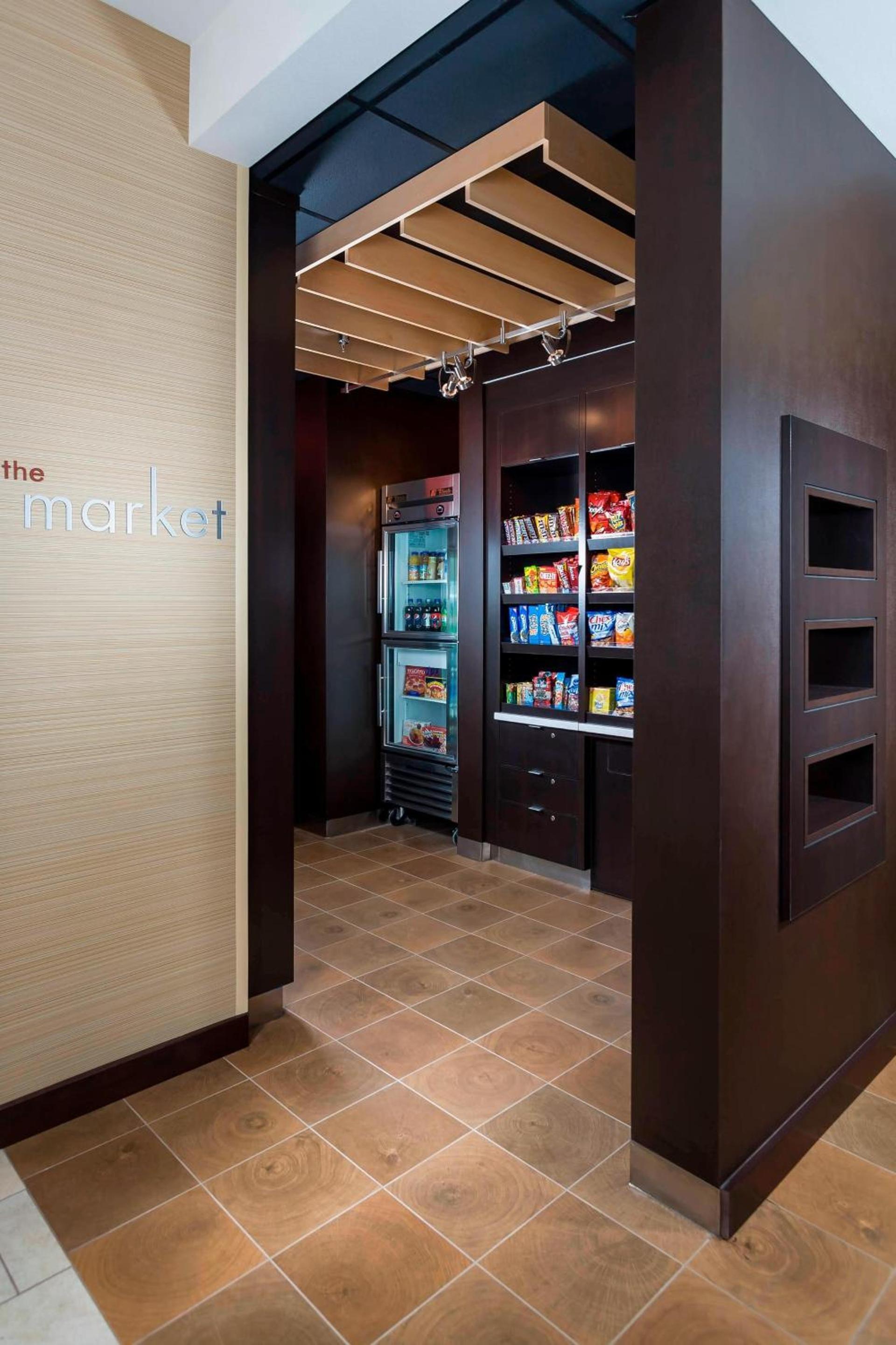 Courtyard by Marriott Kalamazoo Portage photo 21