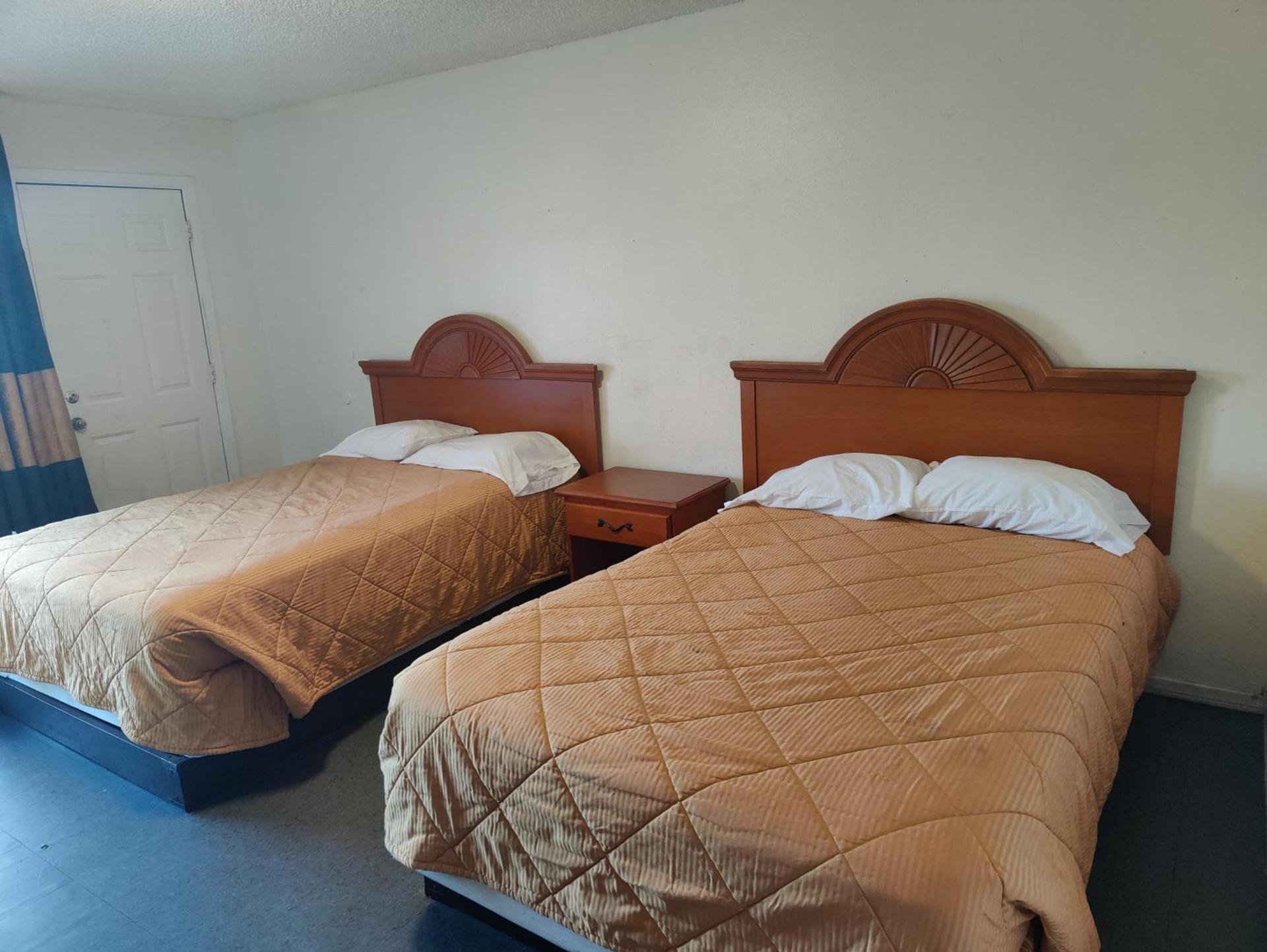 Best Inn & Suites photo 5