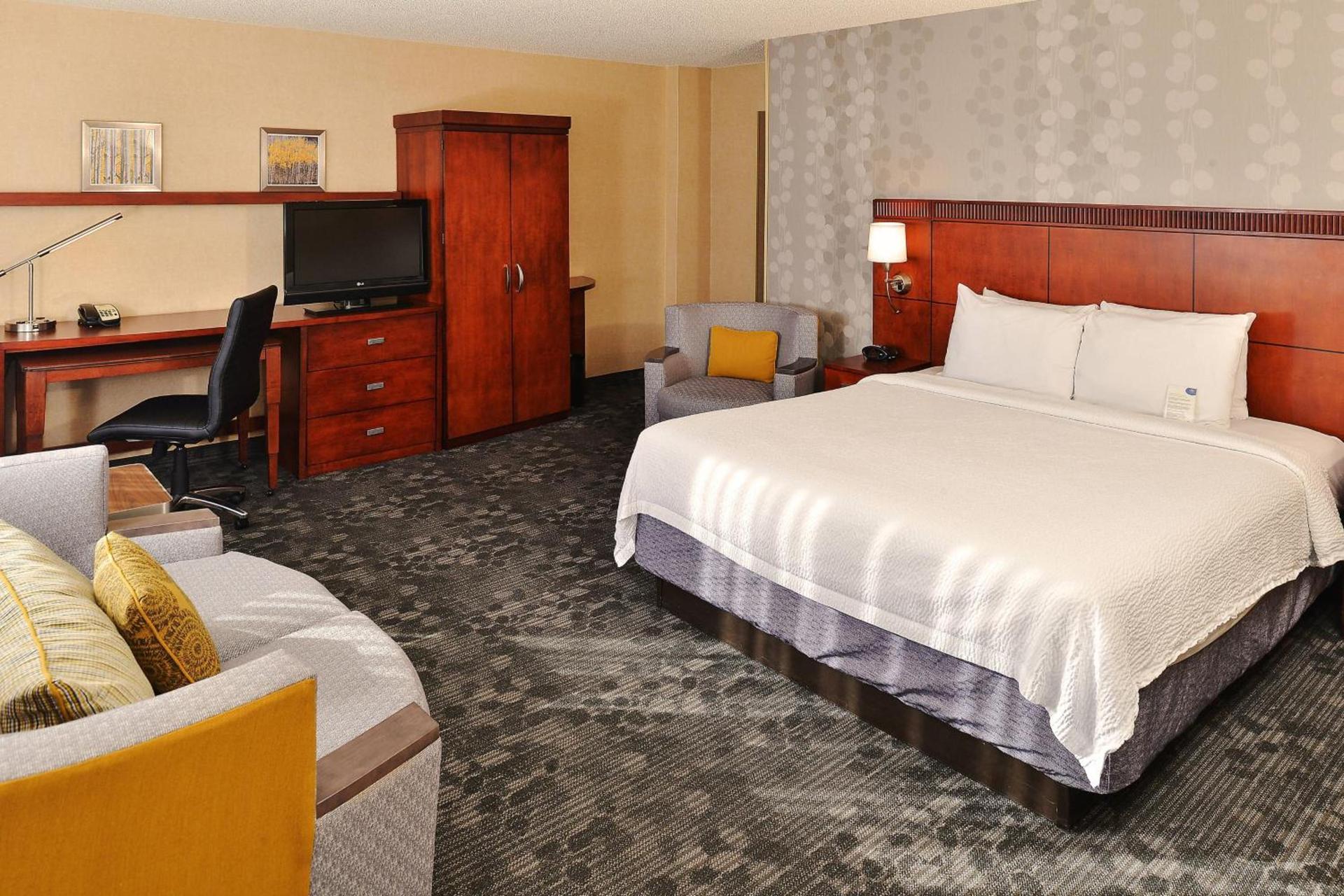 Courtyard by Marriott Denver Cherry Creek photo 11