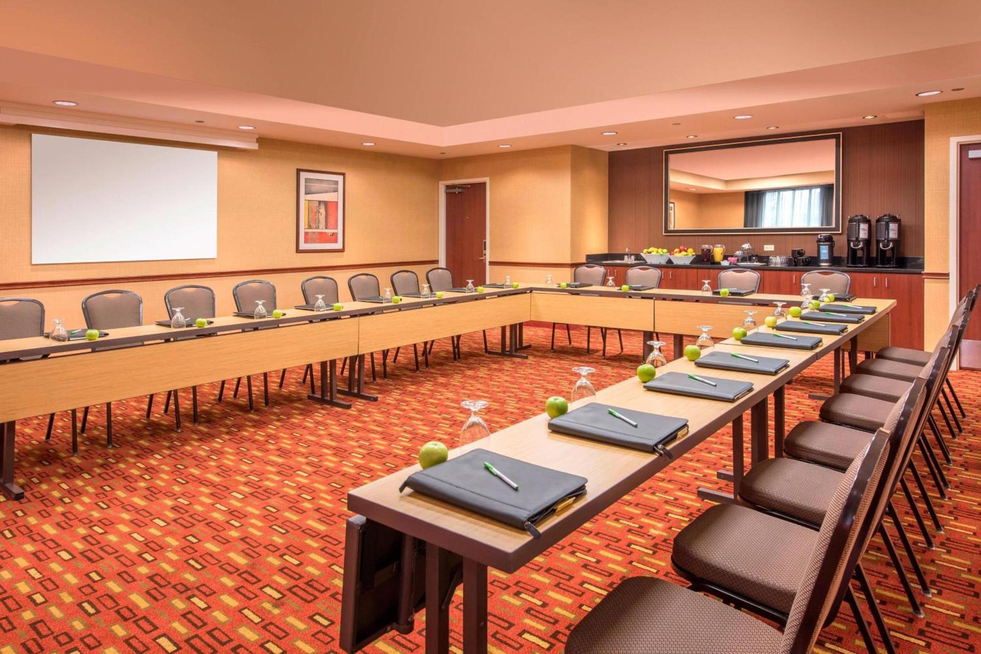 Courtyard by Marriott Denver Cherry Creek photo 35