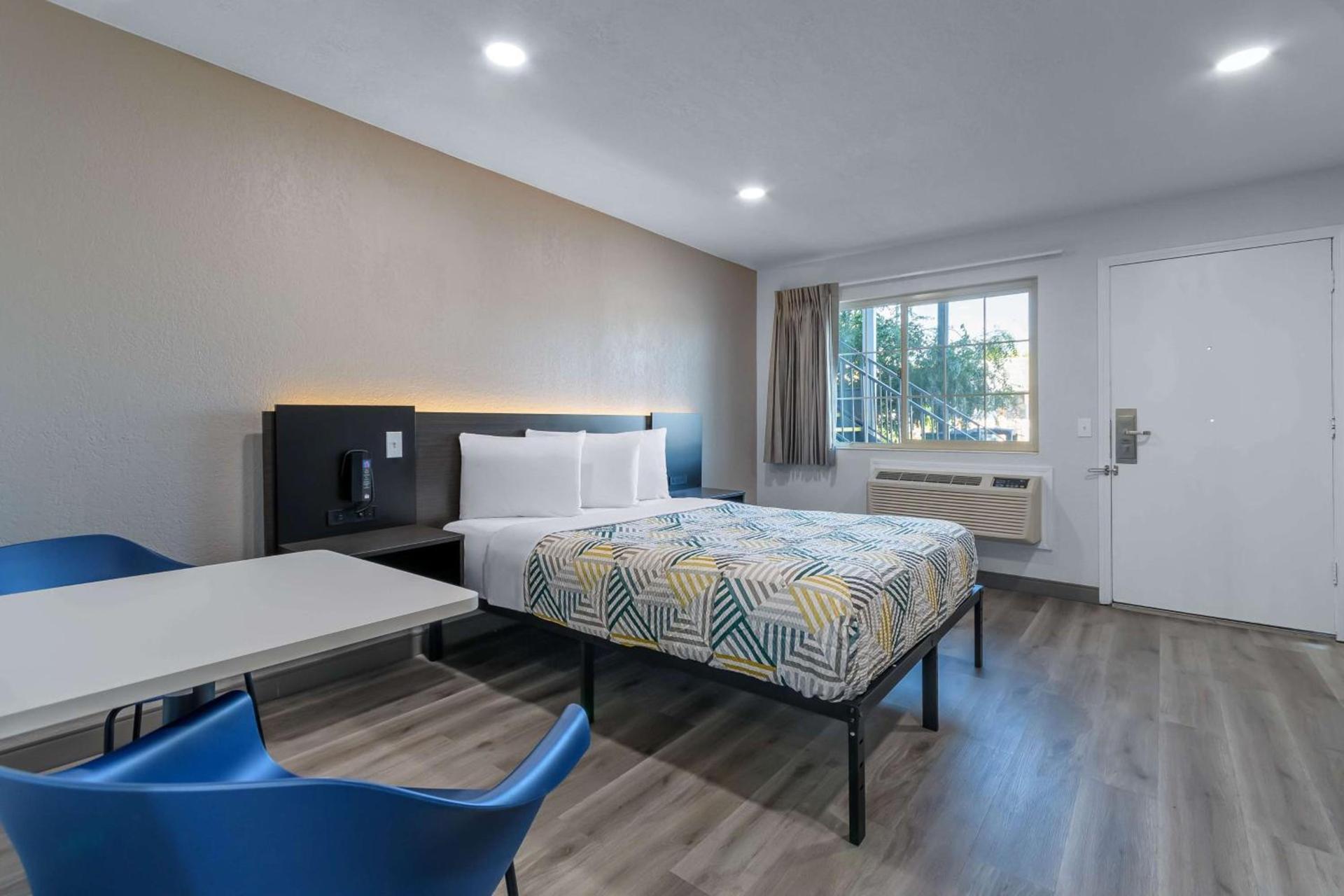 Motel 6-Willows, CA photo 14